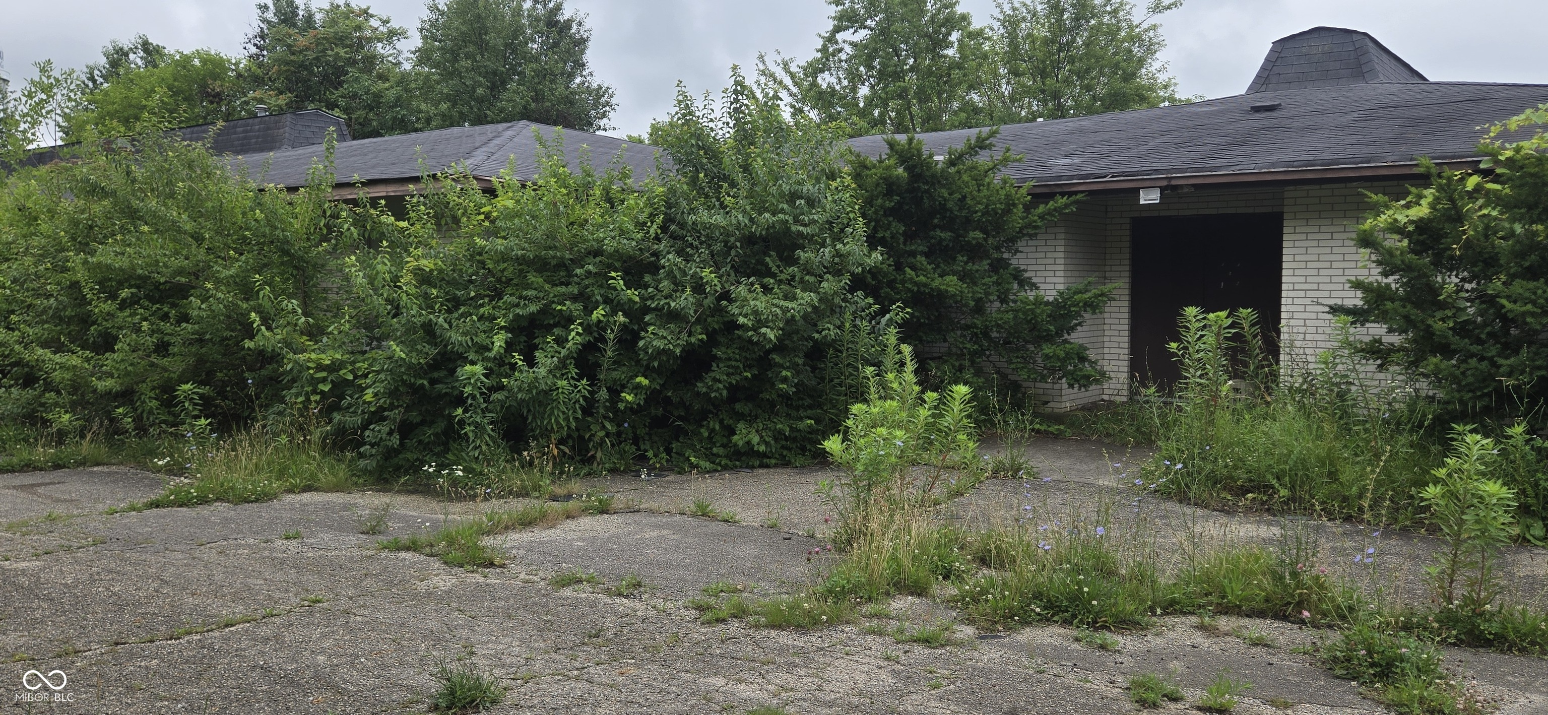 1817 S Park Avenue, Alexandria, IN, 46001 photo 4 of 11