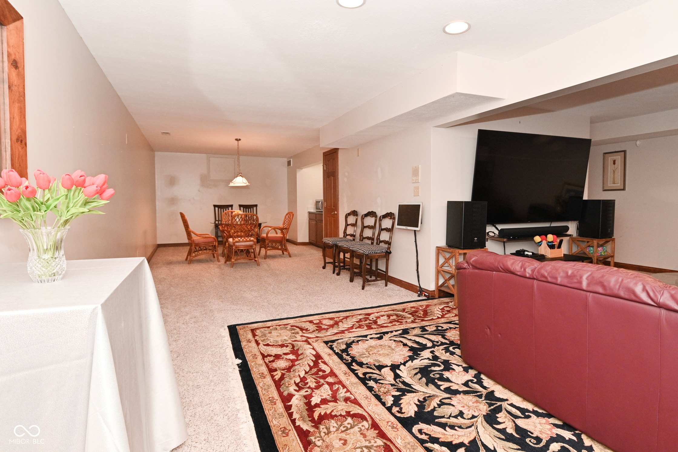2307 Willow Lakes East Boulevard, Greenwood, IN, 46143 photo 4 of 25
