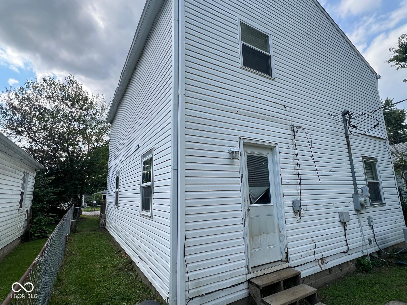 3945 Aurora Street, Indianapolis, IN, 46227 photo 4 of 28