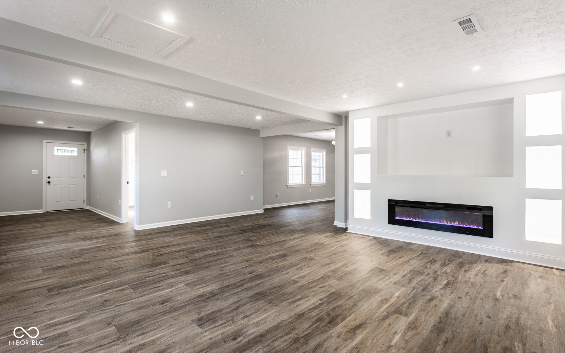 1023 Collier Street, Indianapolis, IN, 46241 photo 4 of 28