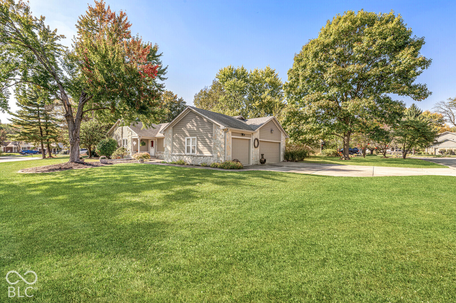 102 Maplewood Drive, Noblesville, IN, 46062 photo 4 of 36