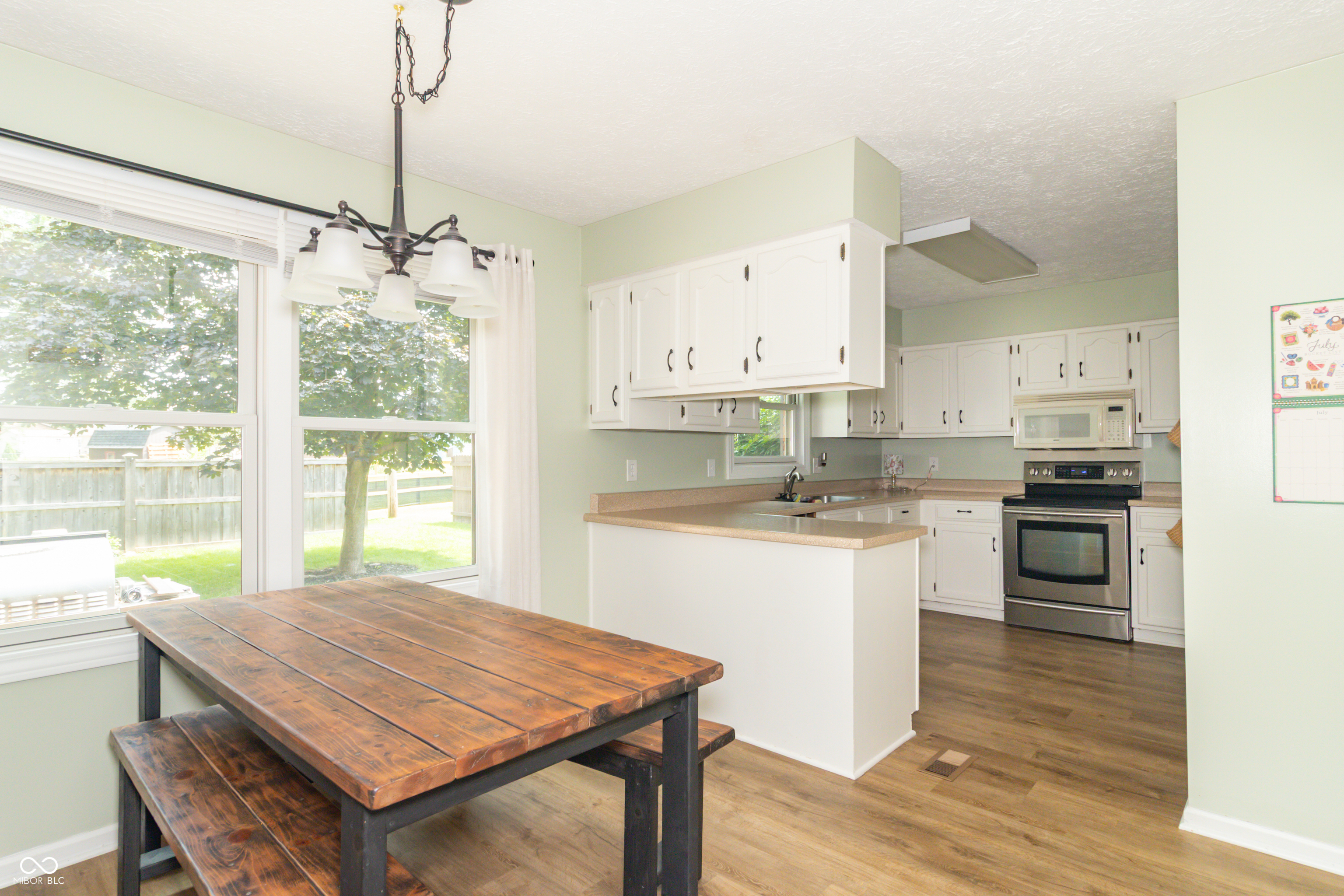 204 Creek Wood Drive, Greenfield, IN, 46140 photo 4 of 43