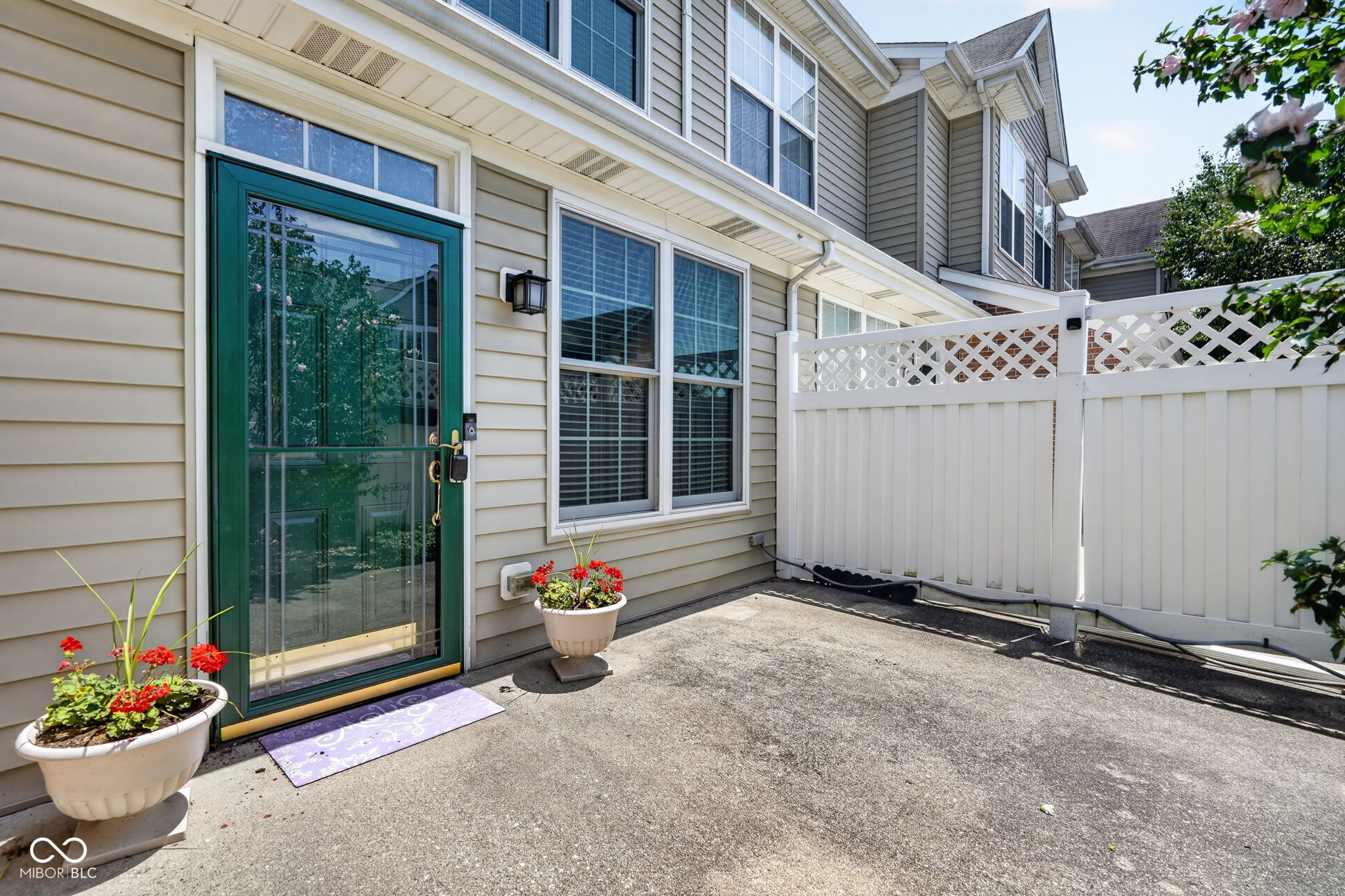 2359 Colfax Lane, Indianapolis, IN, 46260 photo 4 of 27