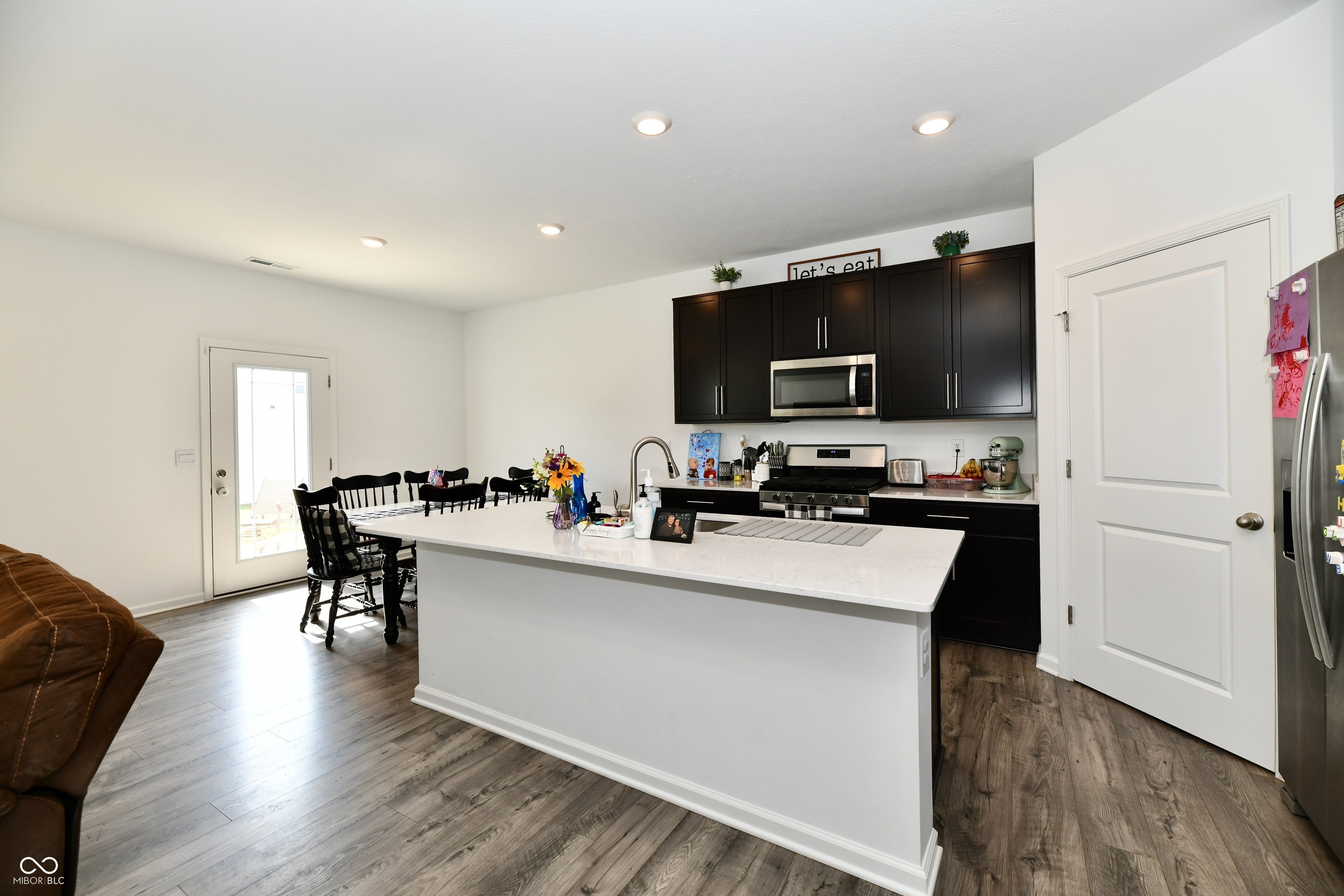 678 Blackrock Drive, Pendleton, IN, 46064 photo 4 of 45