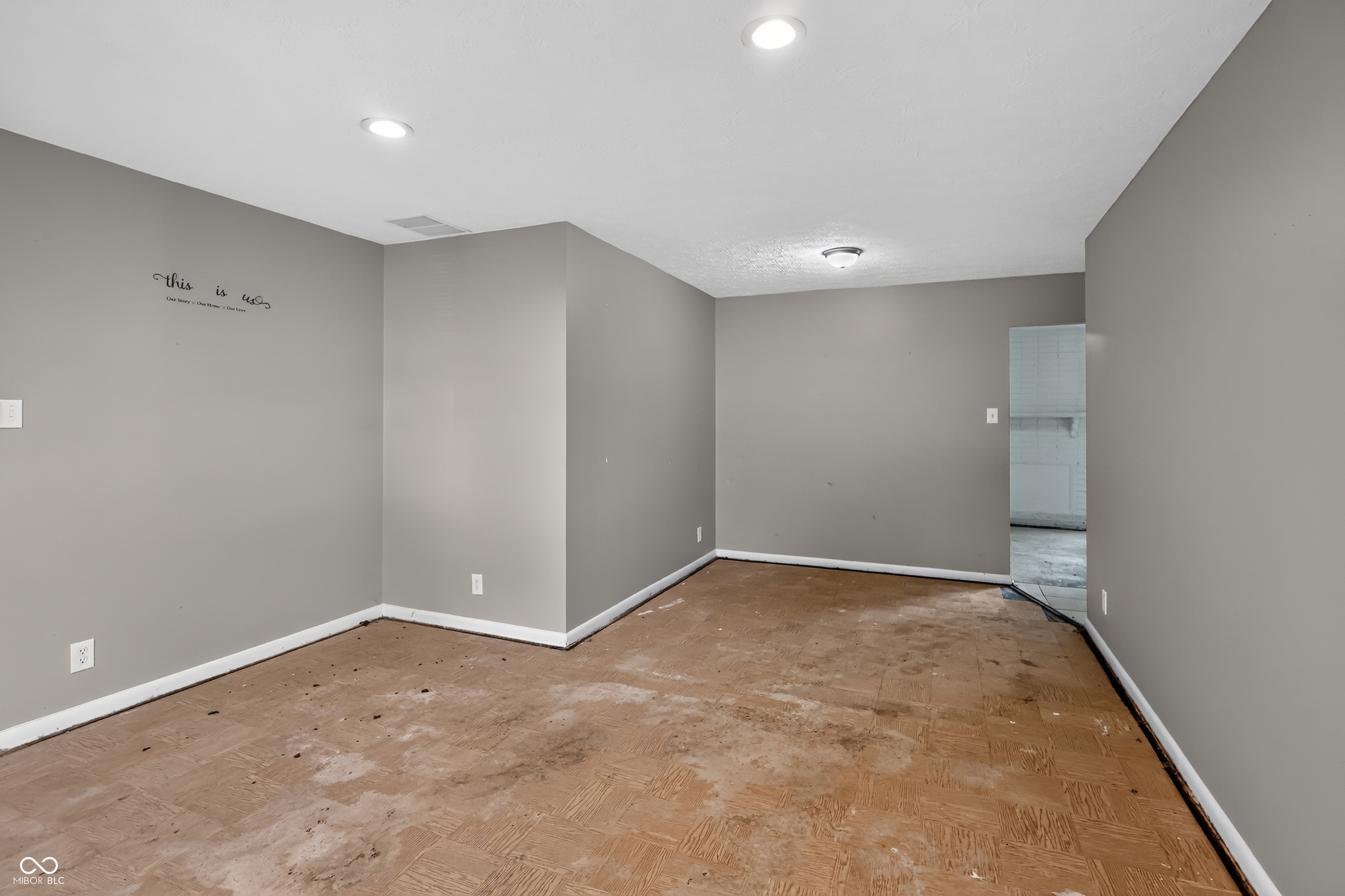 1745 Orchid Court, Indianapolis, IN, 46219 photo 4 of 8
