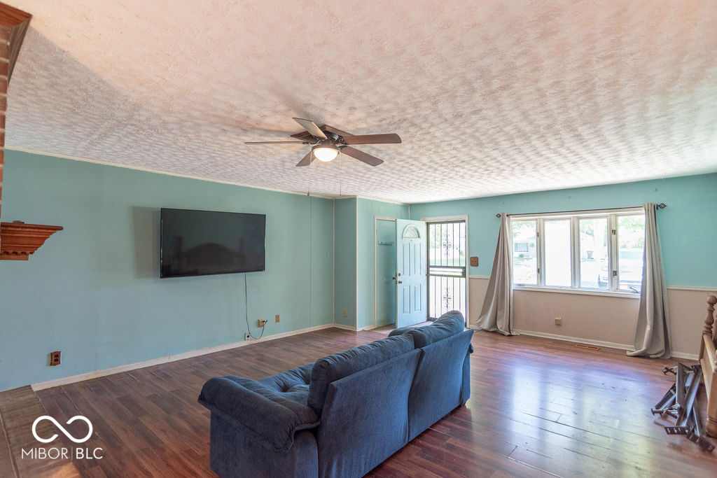 6935 Westlake Road, Indianapolis, IN, 46214 photo 4 of 23