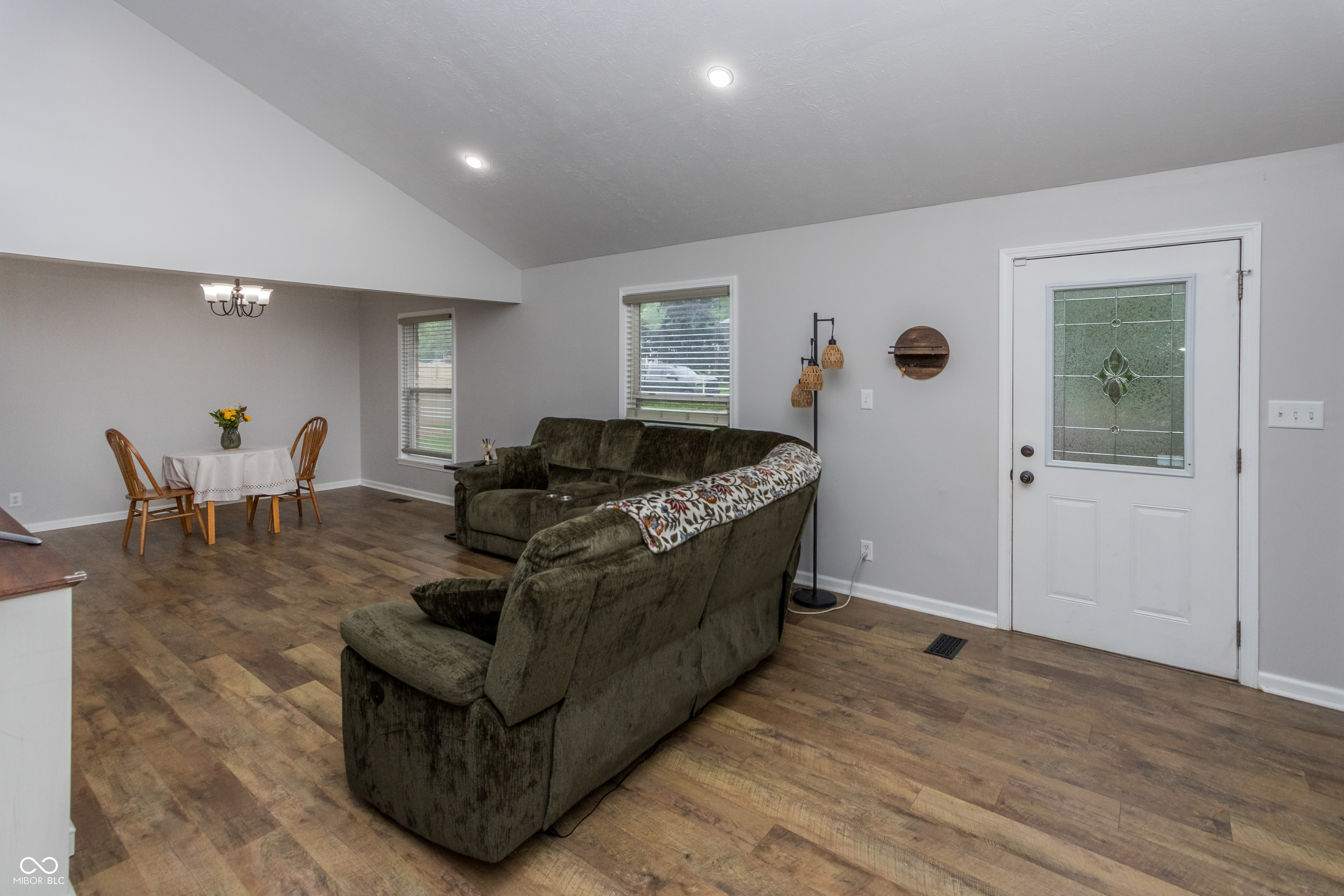 140 Appletree Row, Greenwood, IN, 46142 photo 4 of 52