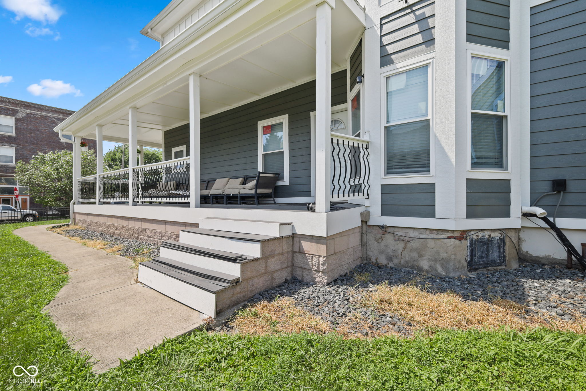 215 N Arsenal Avenue, Indianapolis, IN, 46201 photo 4 of 65