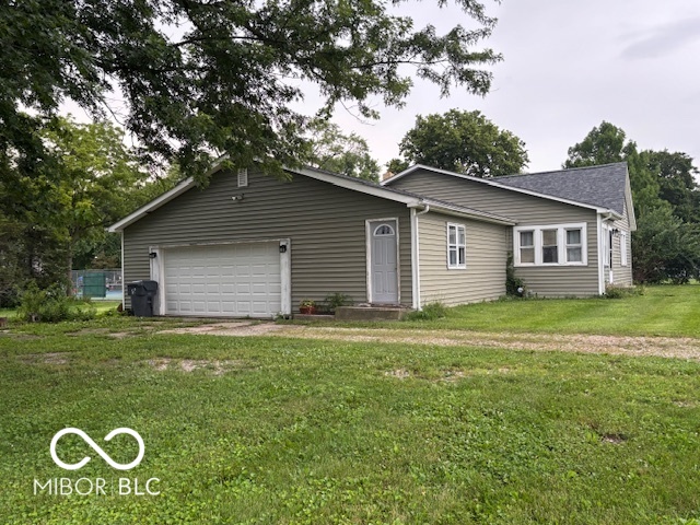 404 S Adeway, Fowler, IN, 47944 photo 4 of 23