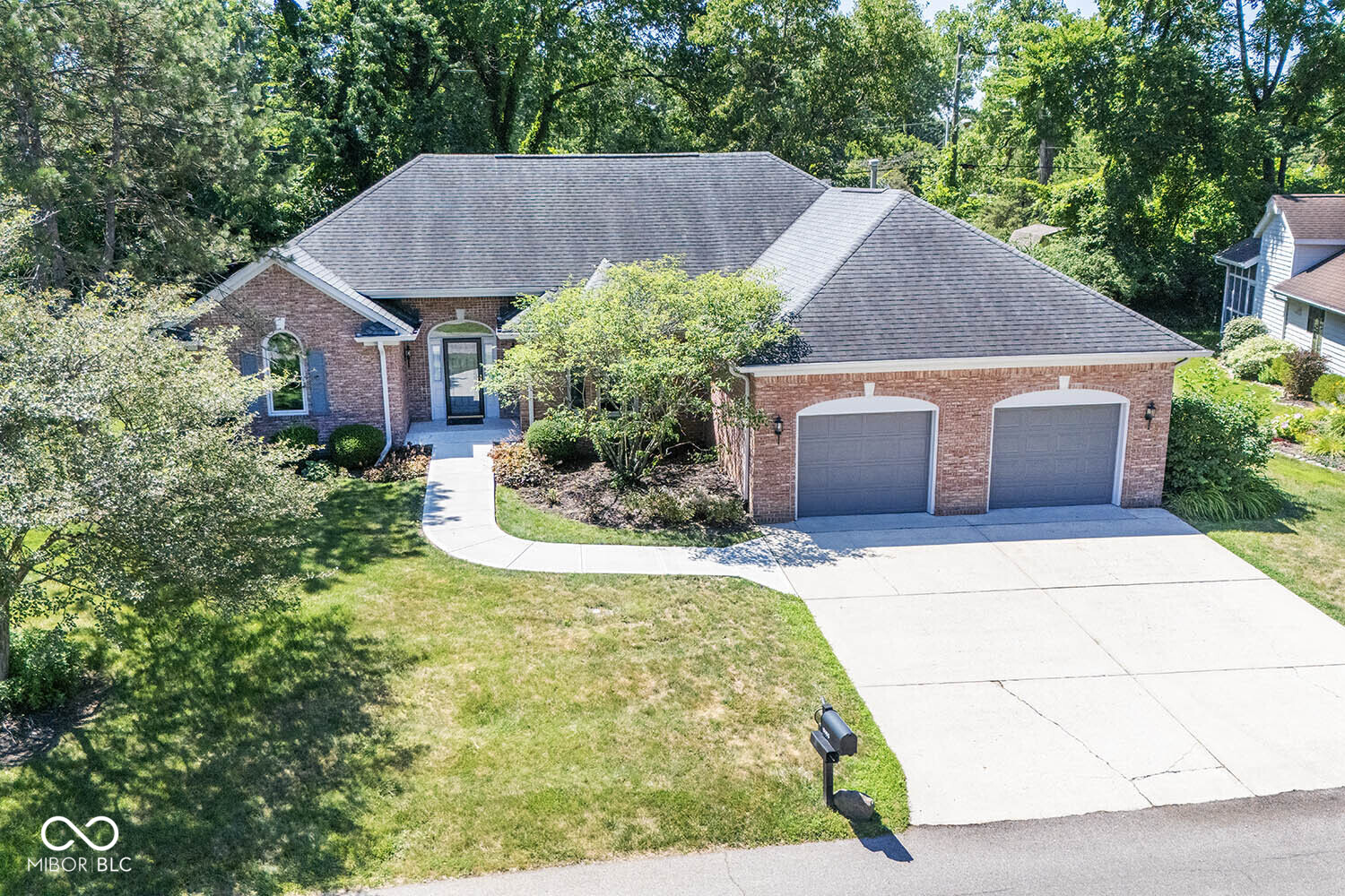 5165 Hawks Point Road, Indianapolis, IN, 46226 photo 4 of 63
