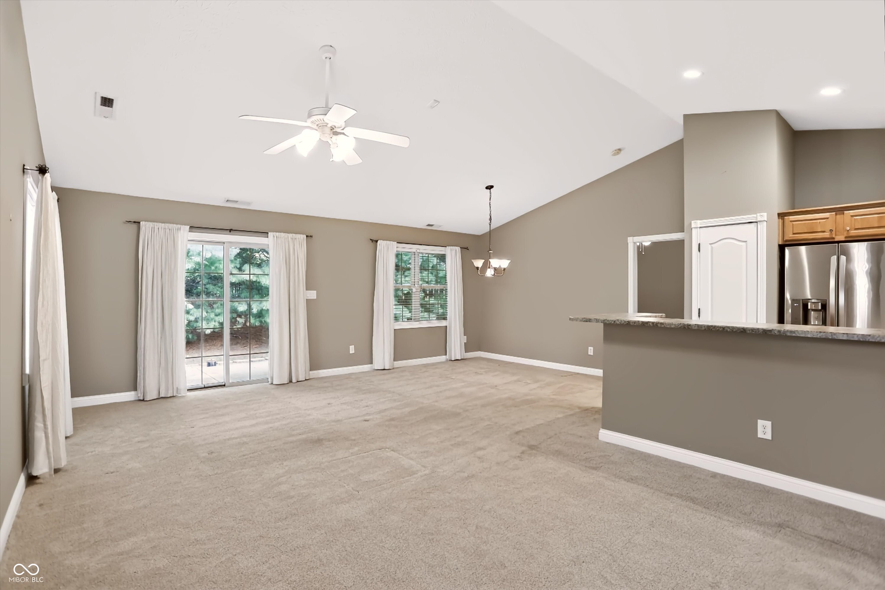 4239 Parma Court, Indianapolis, IN, 46237 photo 4 of 31