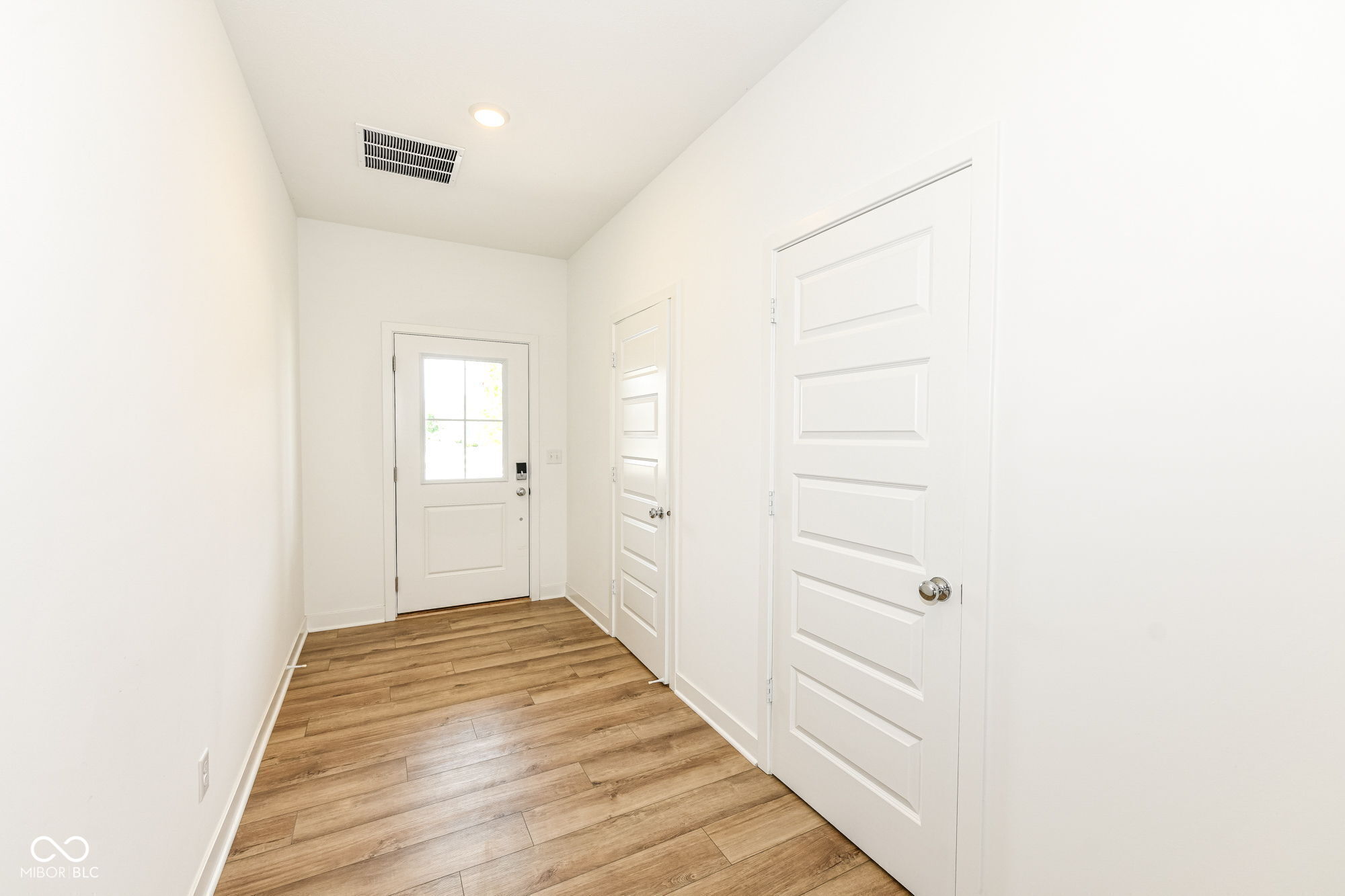 2171 Cooper Run Lane, Whitestown, IN, 46075 photo 4 of 53