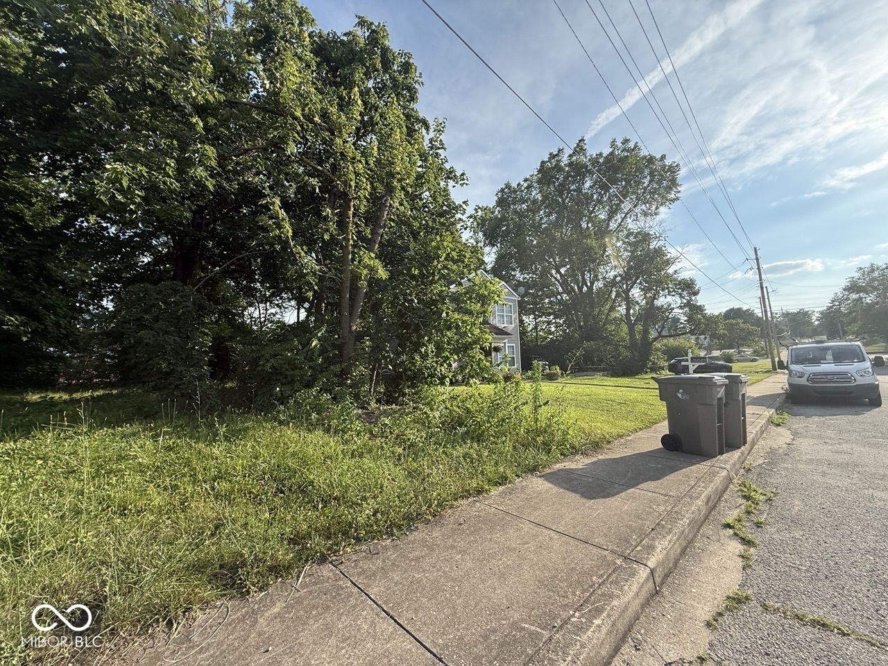 617 W 28th Street, Indianapolis, IN, 46208 photo 4 of 8