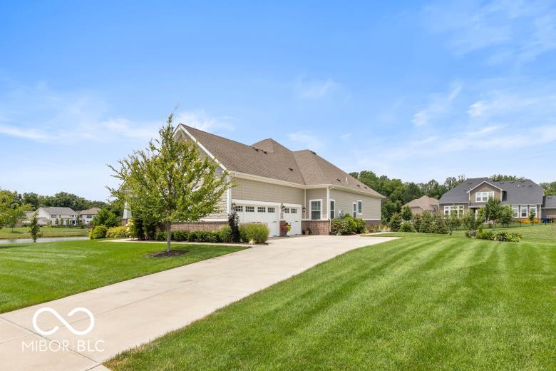 10732 Flat Fork Drive, Fishers, IN, 46040 photo 4 of 55