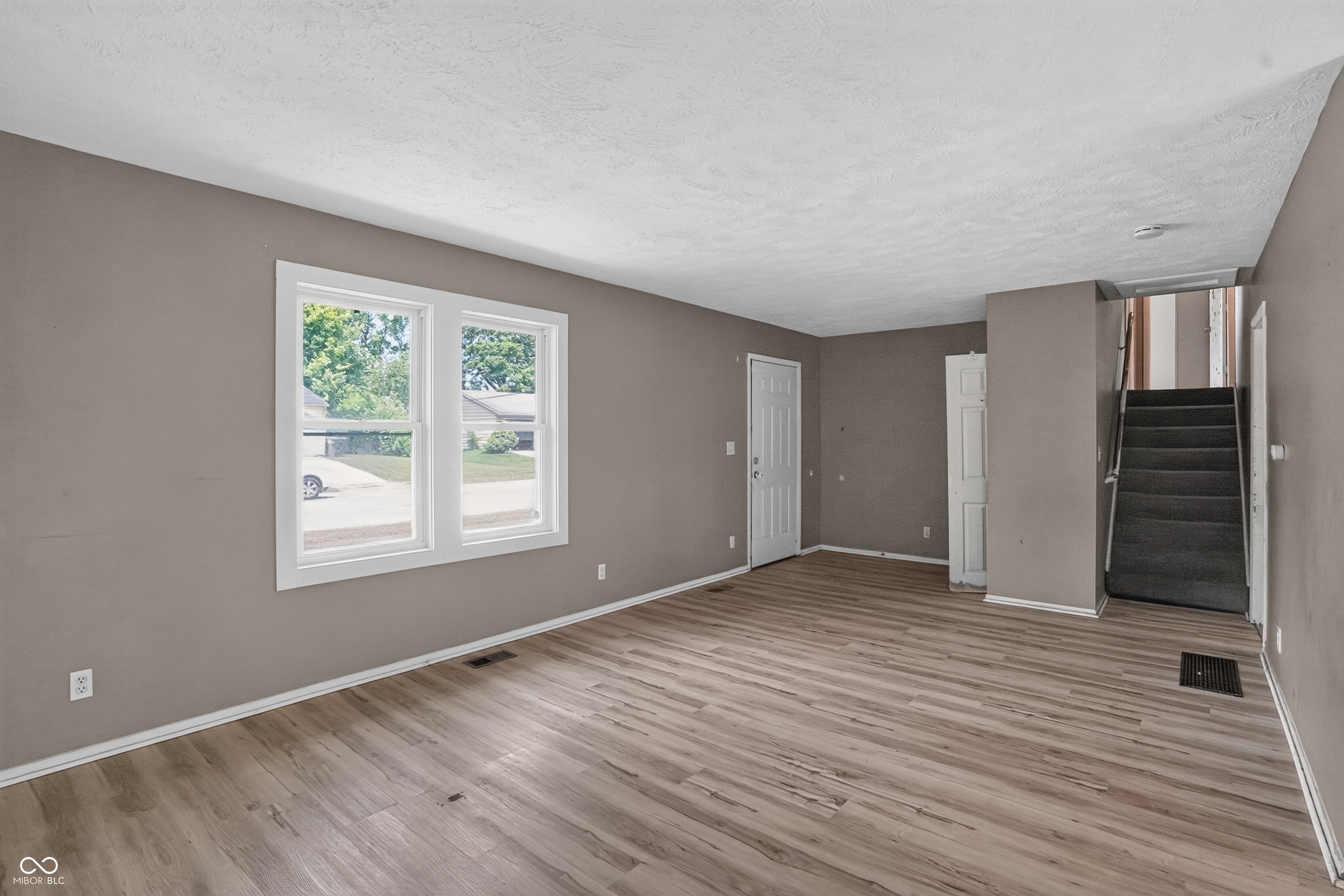 7901 E 35th Street, Indianapolis, IN, 46226 photo 4 of 23