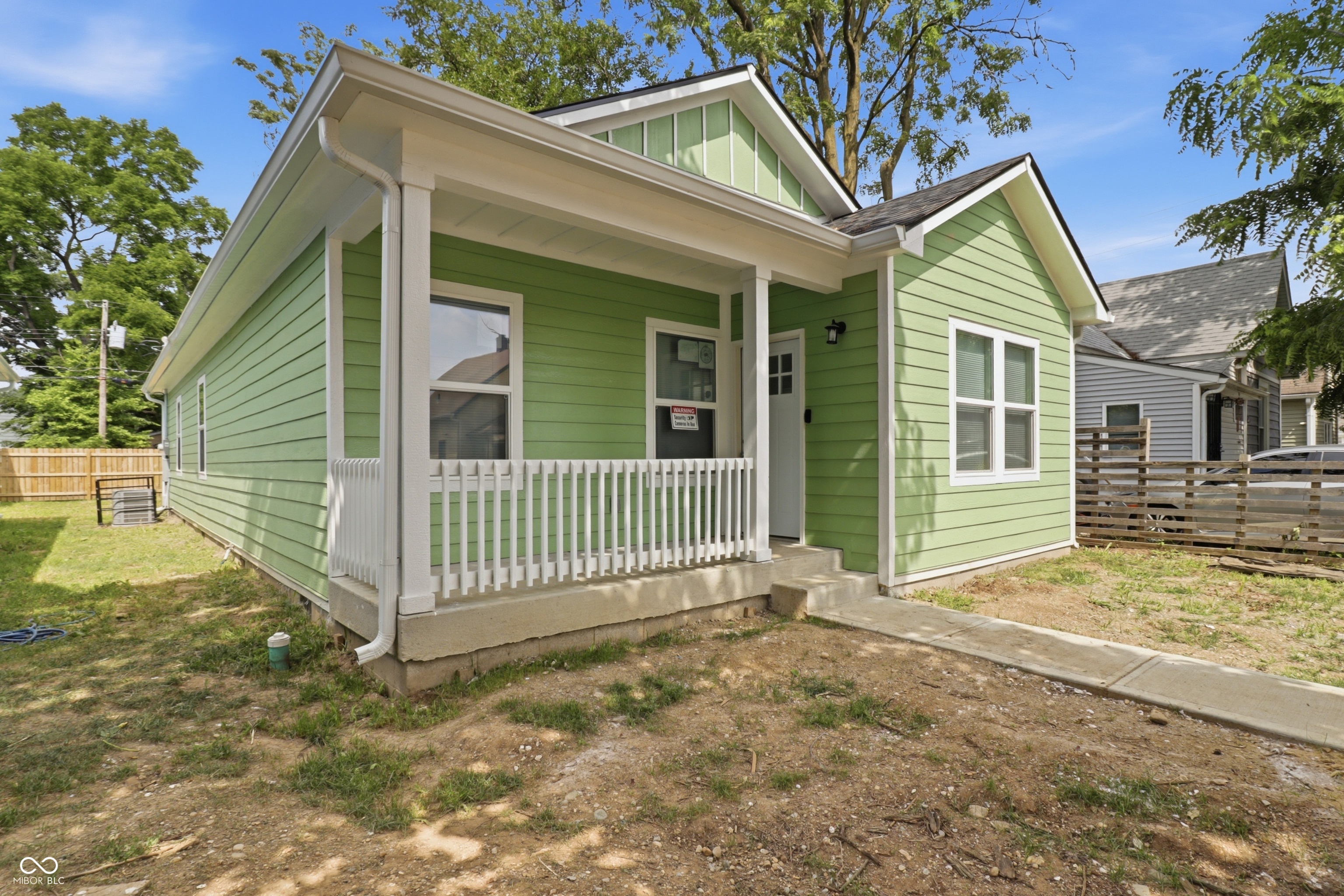 1172 GROFF AV, Indianapolis, IN, 46222 photo 4 of 29