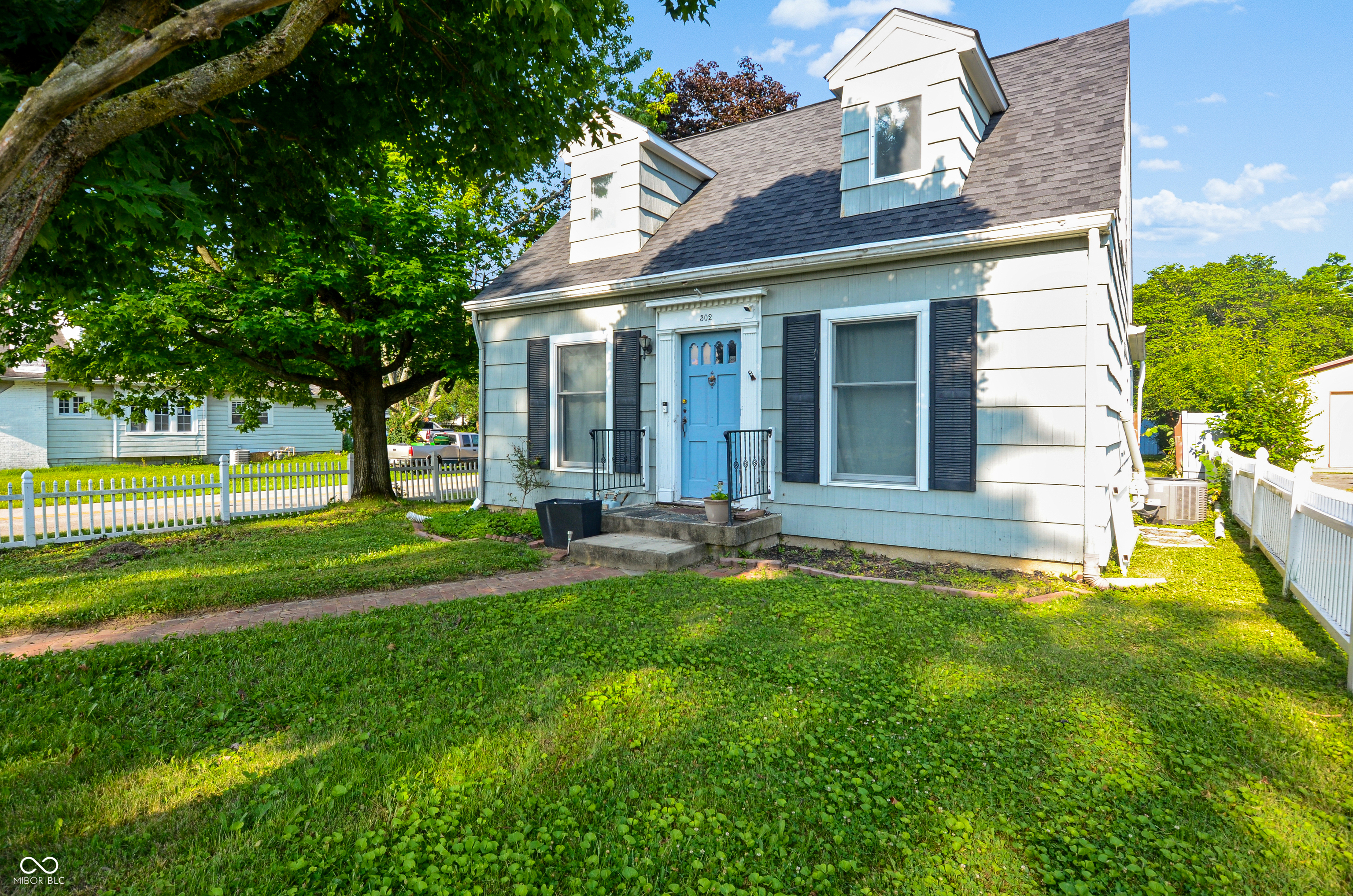 302 Belmar Avenue, Indianapolis, IN, 46219 photo 4 of 22