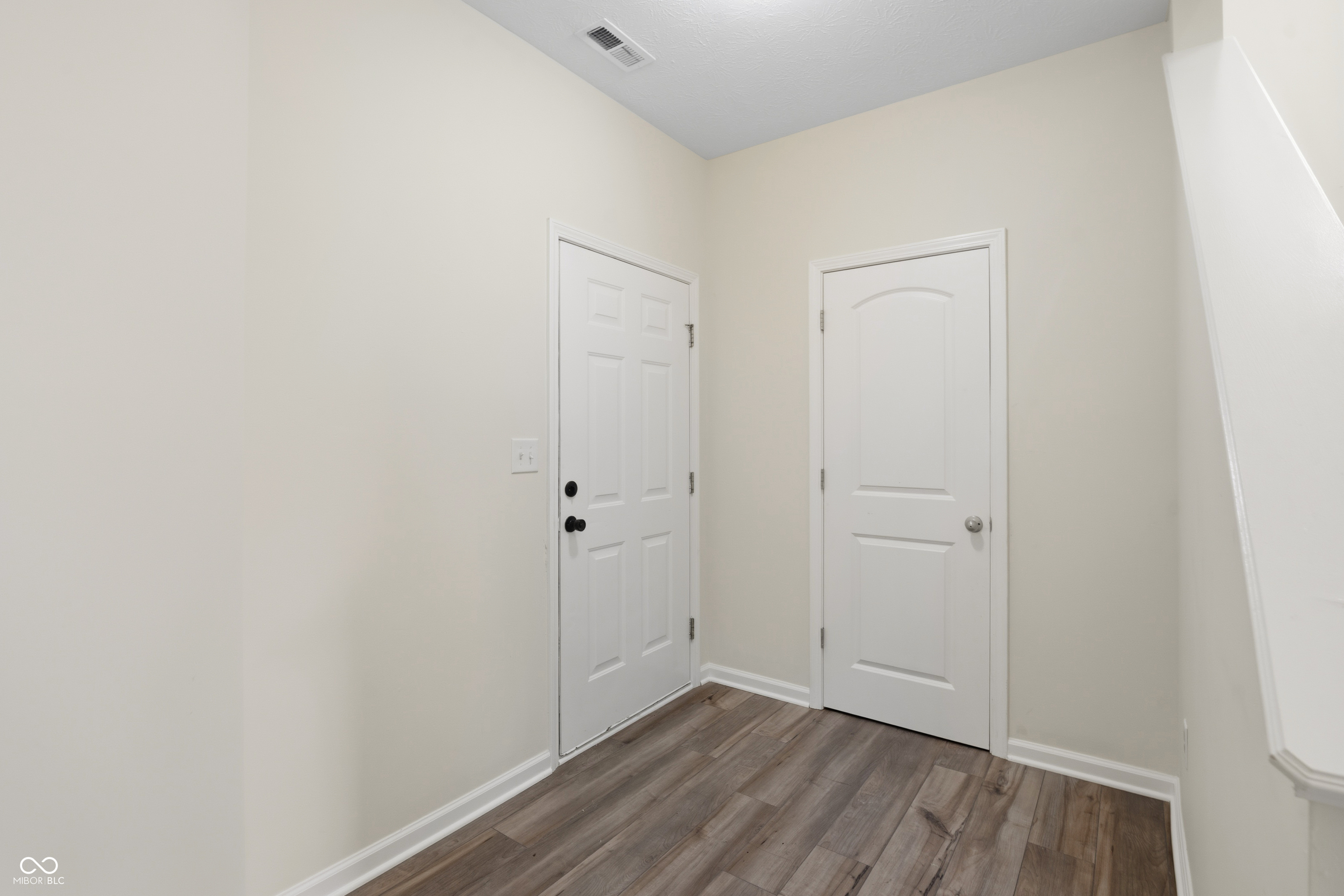 7730 Belmac Lane, Indianapolis, IN, 46113 photo 4 of 27