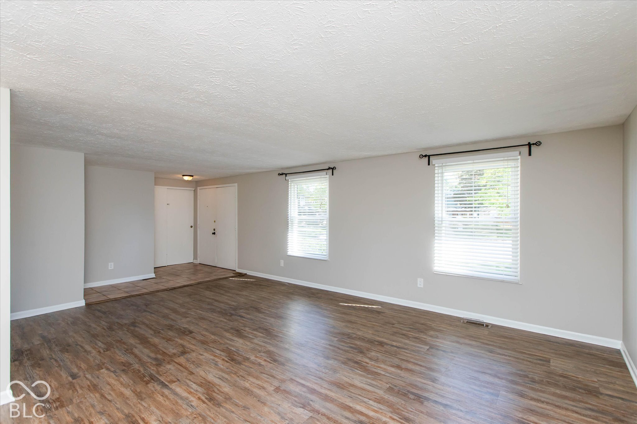 8319 Wemouth Court, Indianapolis, IN, 46256 photo 4 of 61