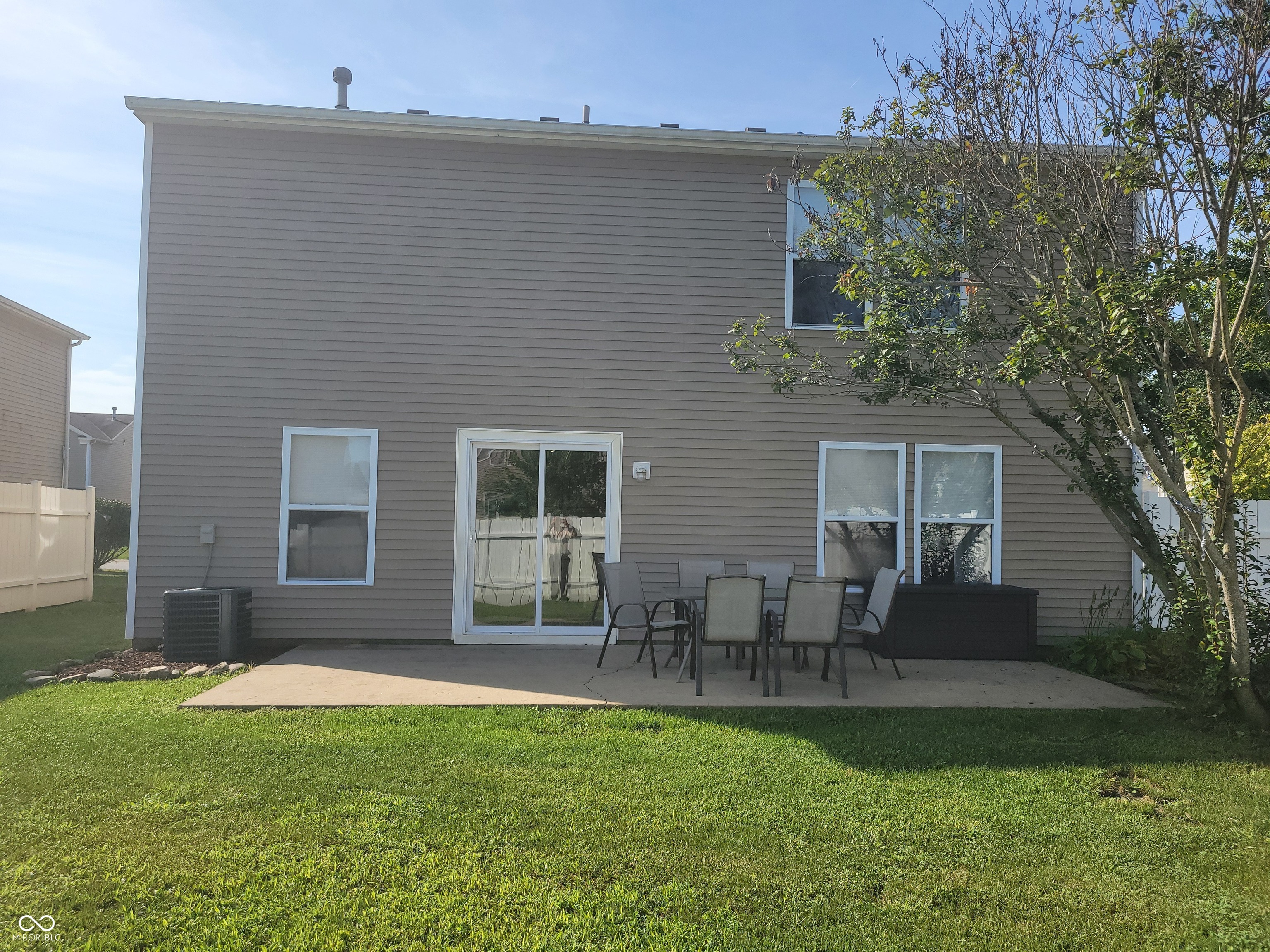 8468 Ash Grove Drive, Indianapolis, IN, 46113 photo 4 of 54