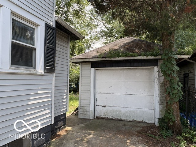 1305 Nichol Avenue, Anderson, IN, 46016 photo 4 of 6