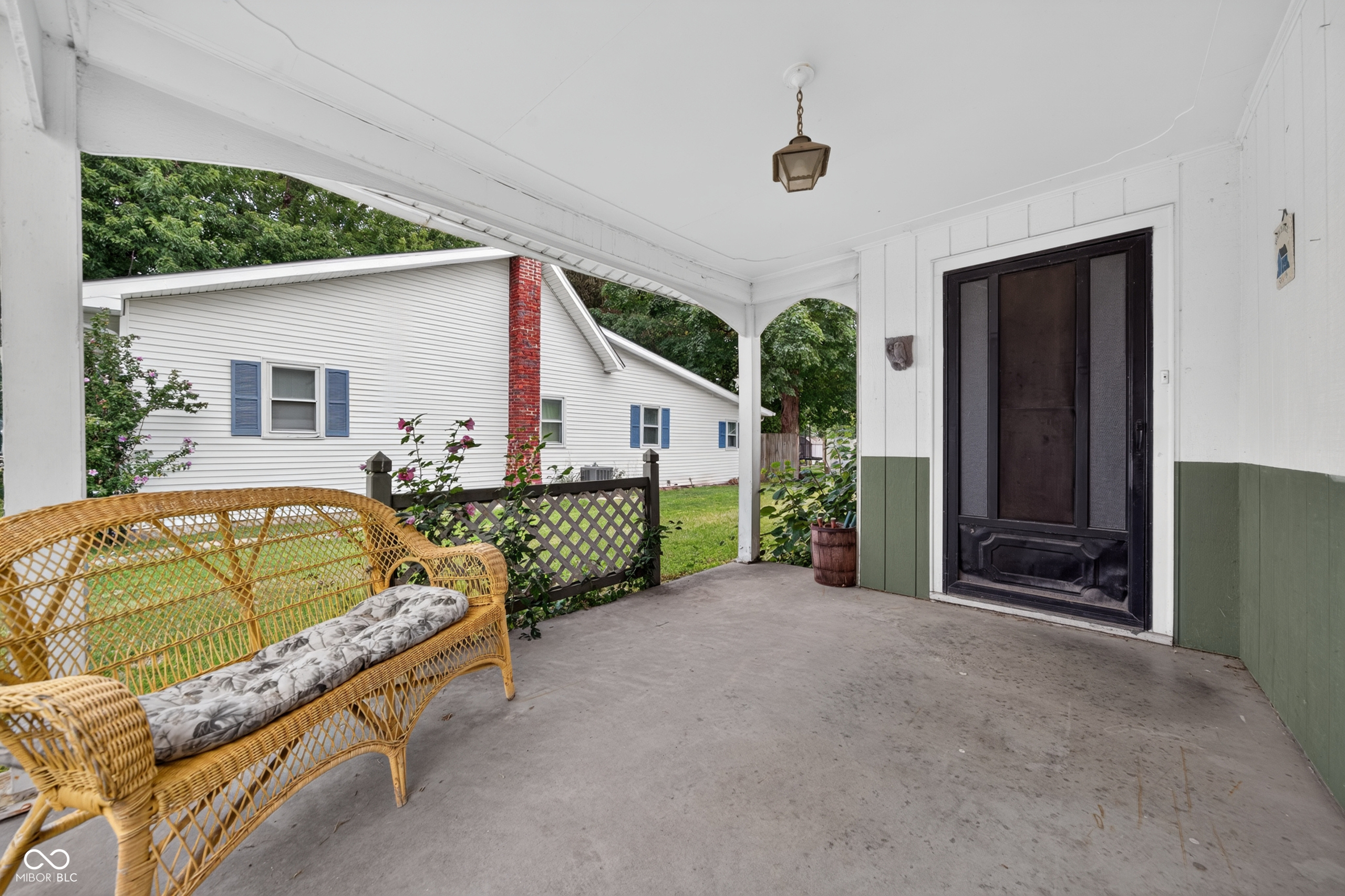 1311 S J Street S, Elwood, IN, 46036 photo 4 of 31