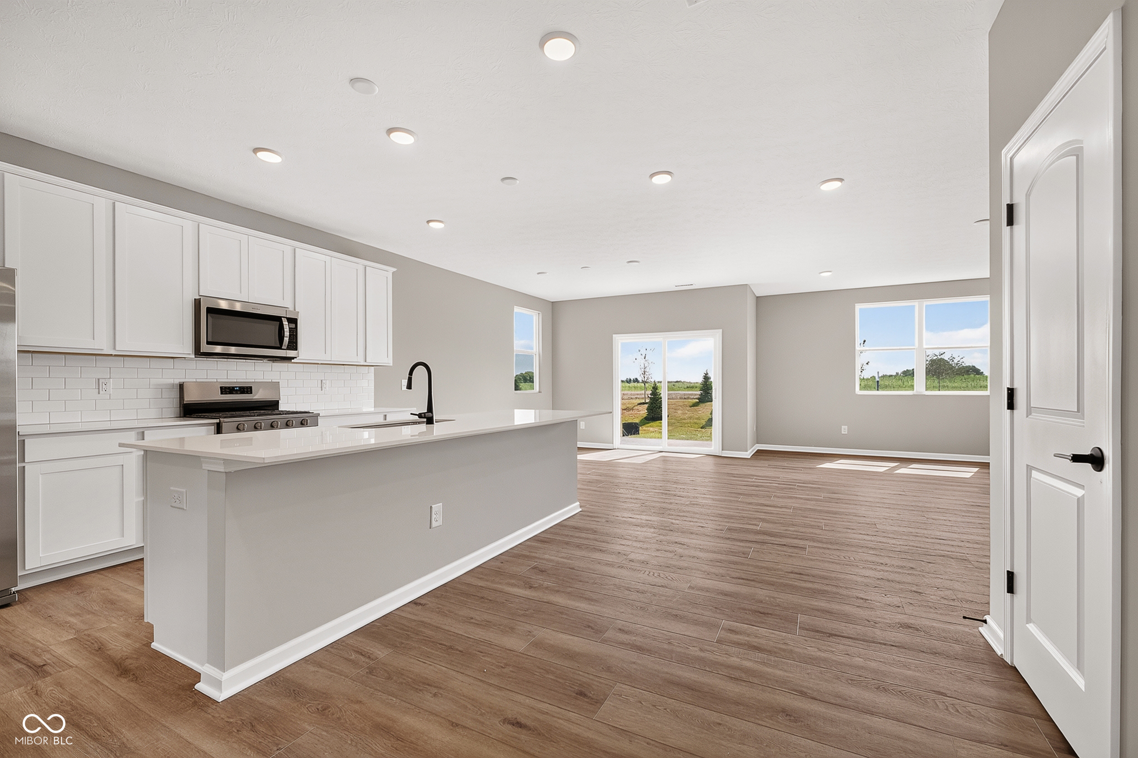 903 Sugarland Way, Greenwood, IN, 46143 photo 4 of 35