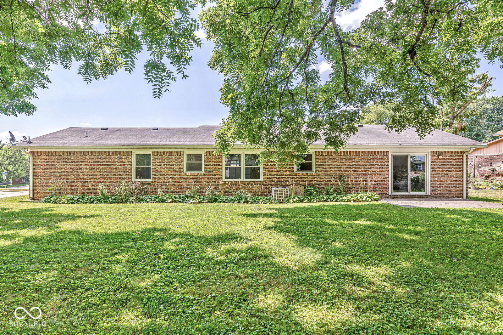 24 Hilltop, Danville, IN, 46122 photo 4 of 27