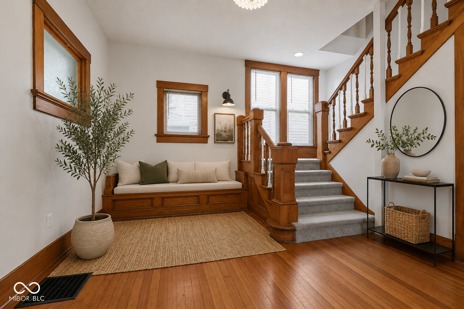 690 E Jefferson Street, Franklin, IN, 46131 photo 4 of 52