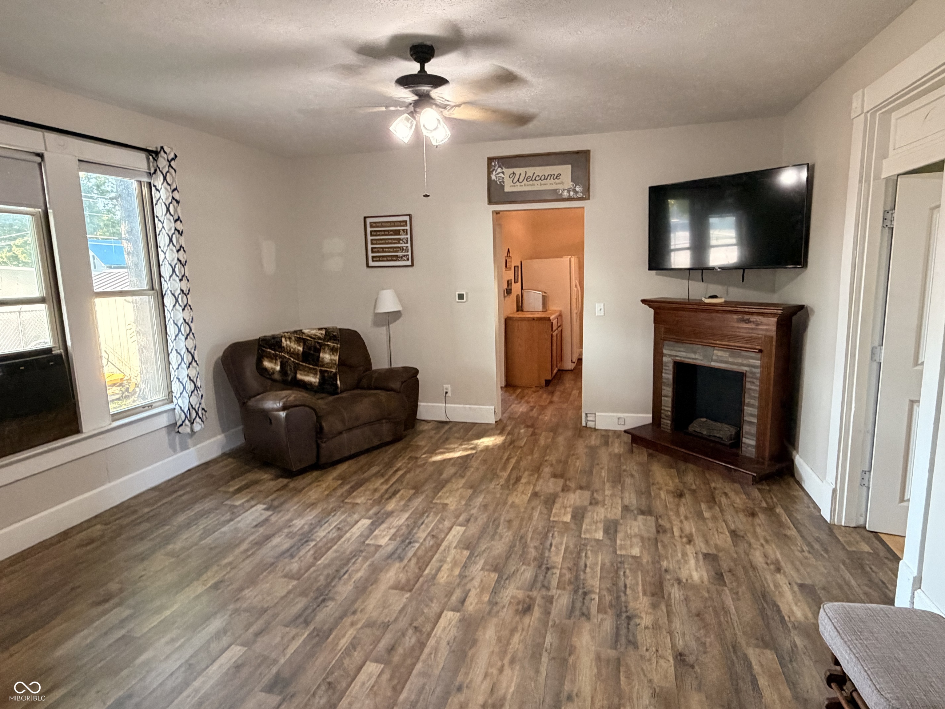 102 Railroad Street, Elizabethtown, IN, 47232 photo 4 of 21