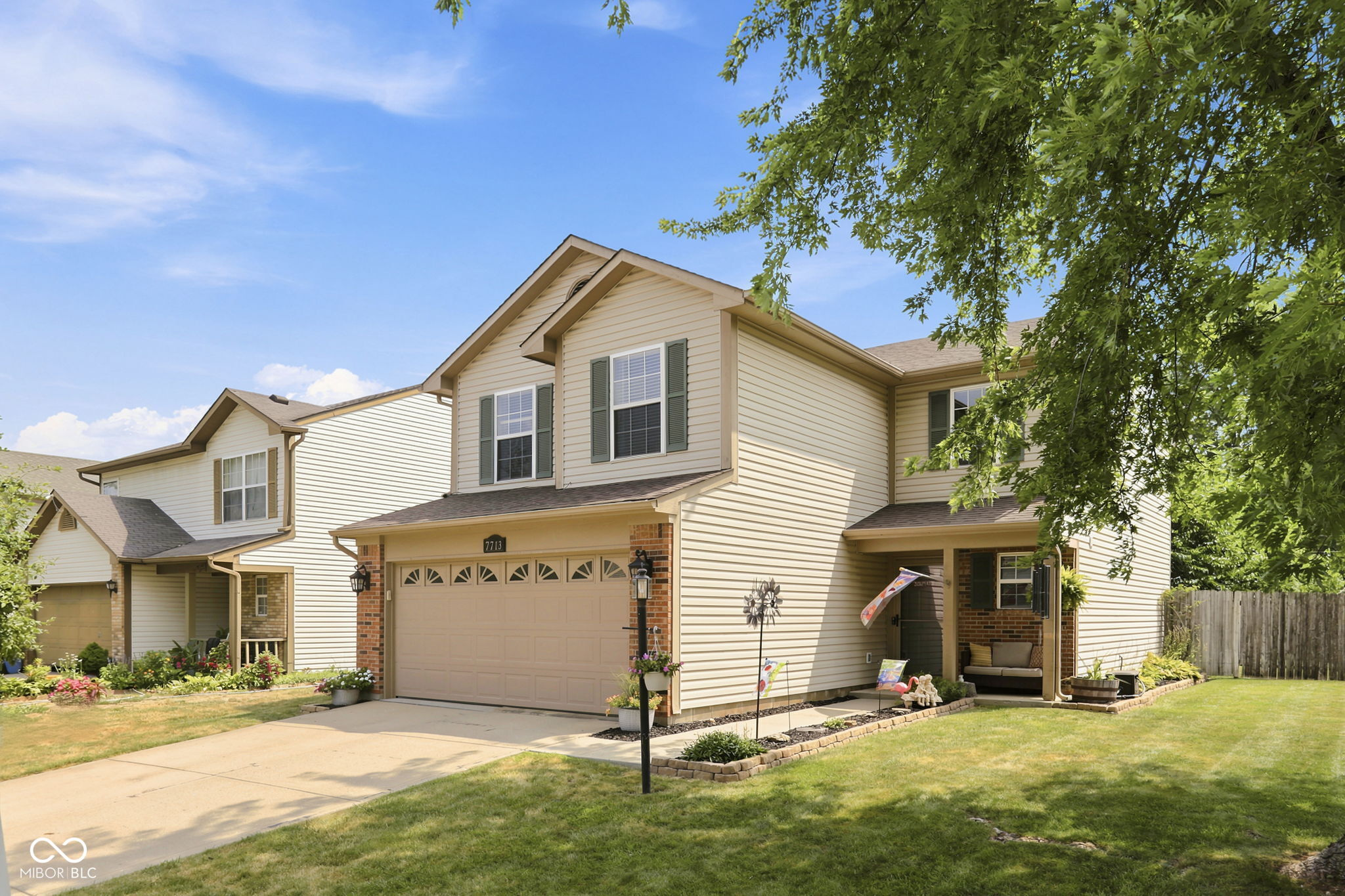7713 Lake Vista Lane, Indianapolis, IN, 46217 photo 4 of 30