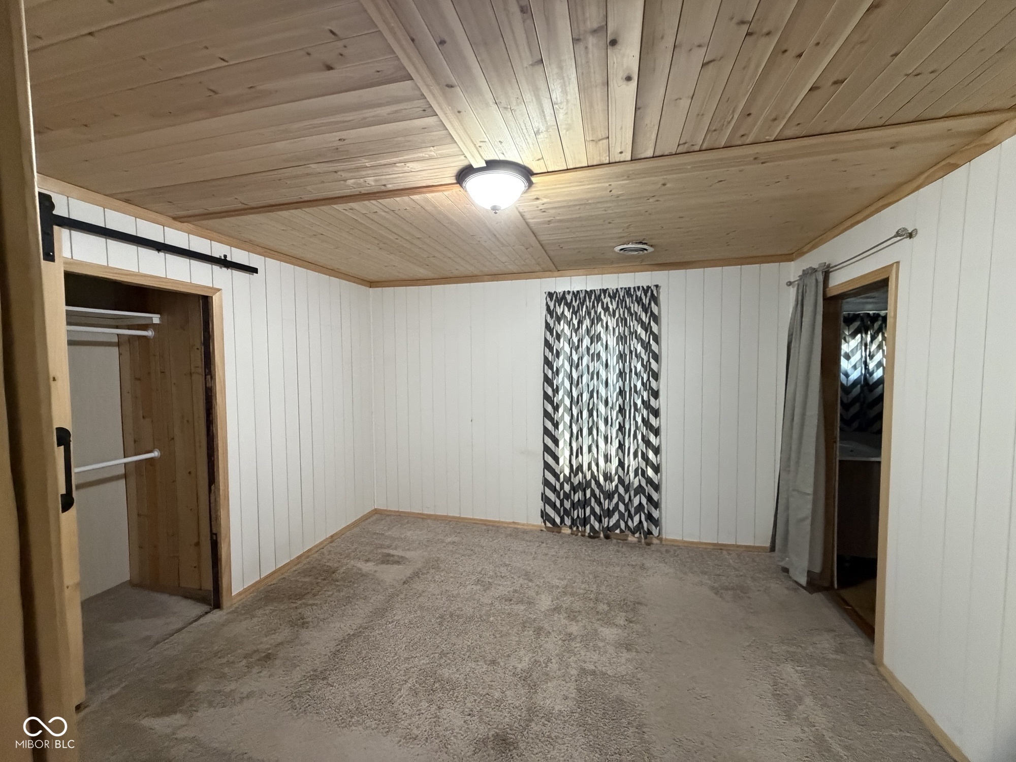 3005 S Pershing Drive, Muncie, IN, 47302 photo 4 of 13