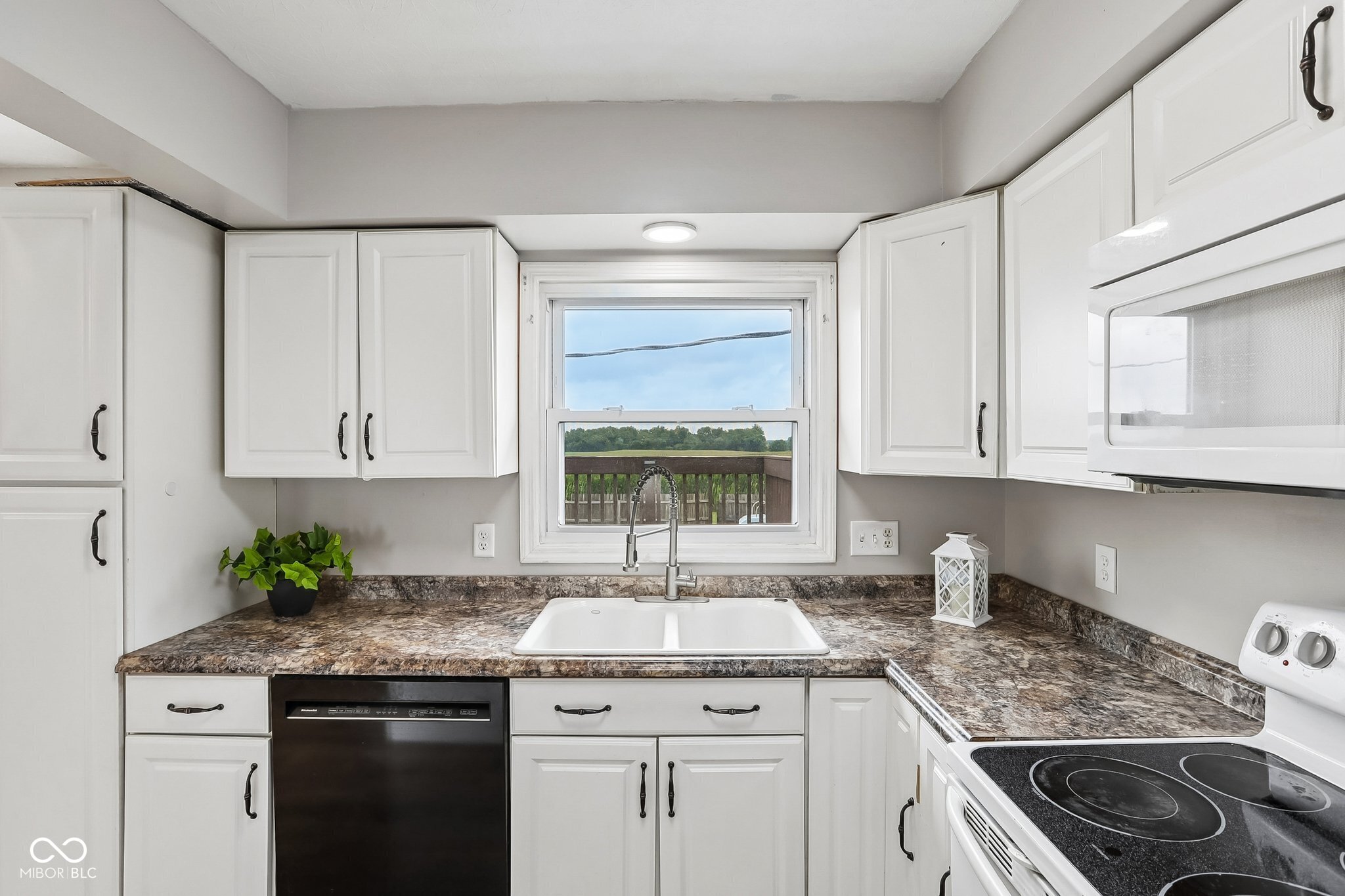7180 N 400 W, Fairland, IN, 46126 photo 4 of 26