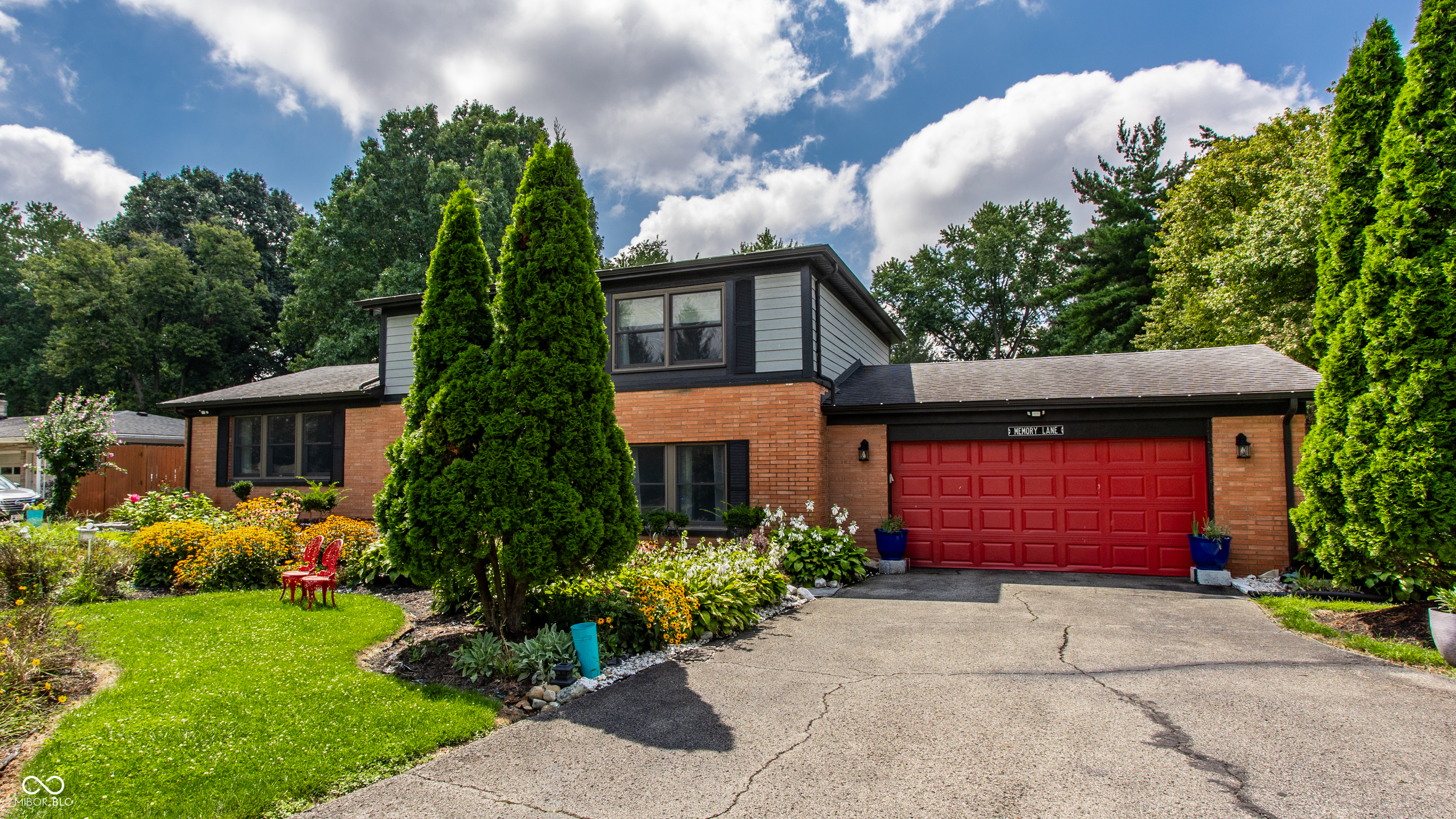 4825 Kessler Boulevard East Drive, Indianapolis, IN, 46220 photo 4 of 42