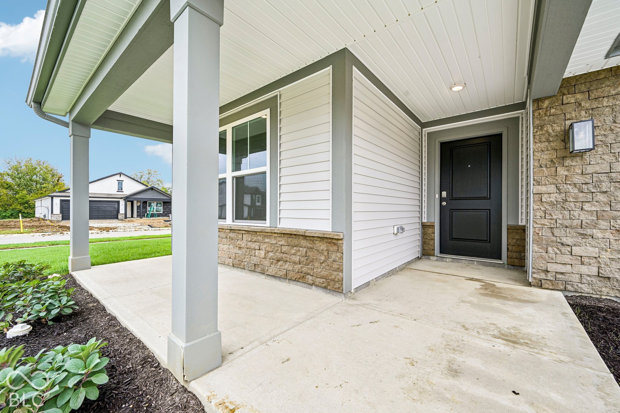 6805 Levant Lane, Indianapolis, IN, 46221 photo 4 of 45