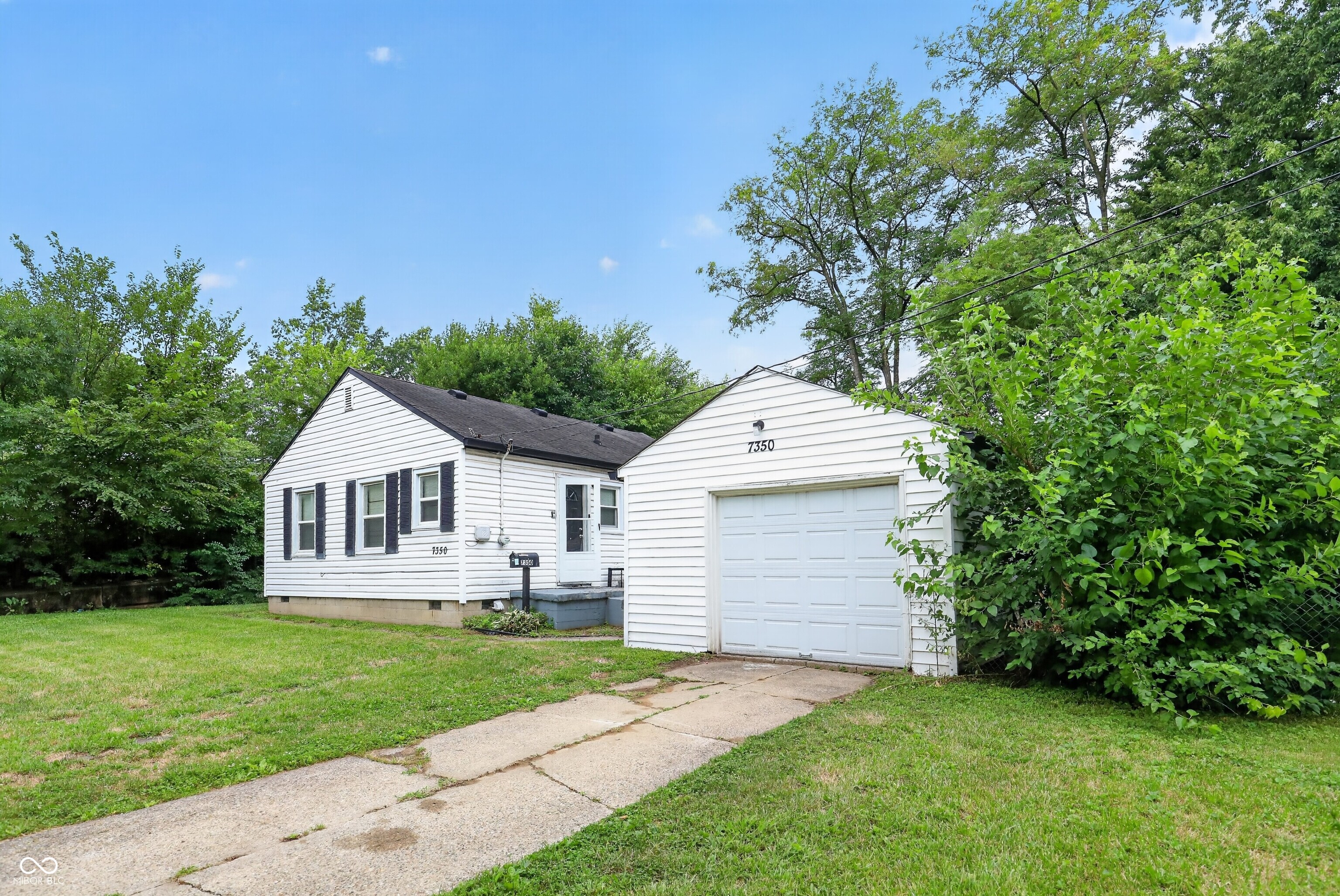 7350 E 46th Street, Indianapolis, IN, 46226 photo 4 of 31