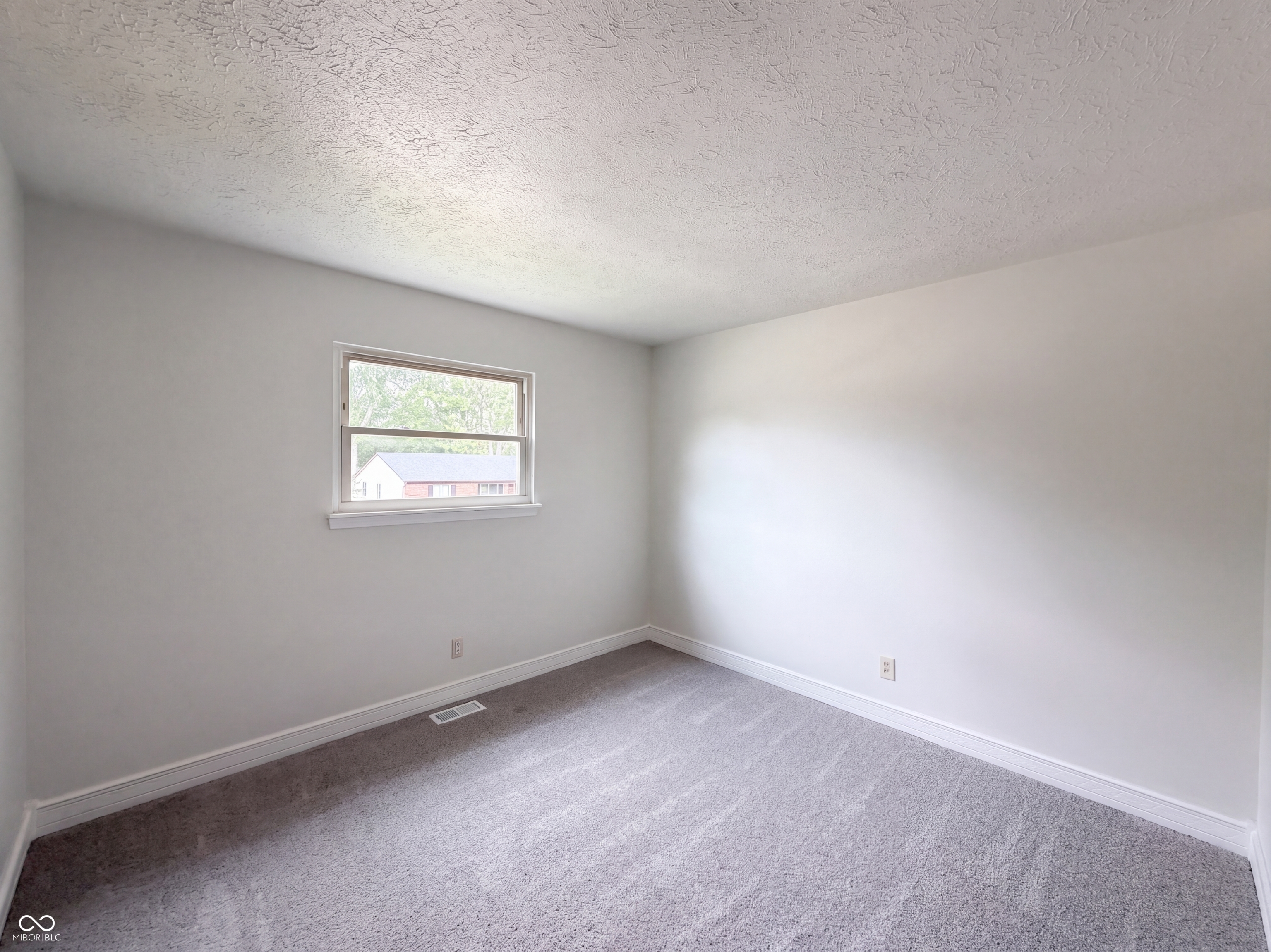 7533 Ardwell Drive, Indianapolis, IN, 46237 photo 4 of 17