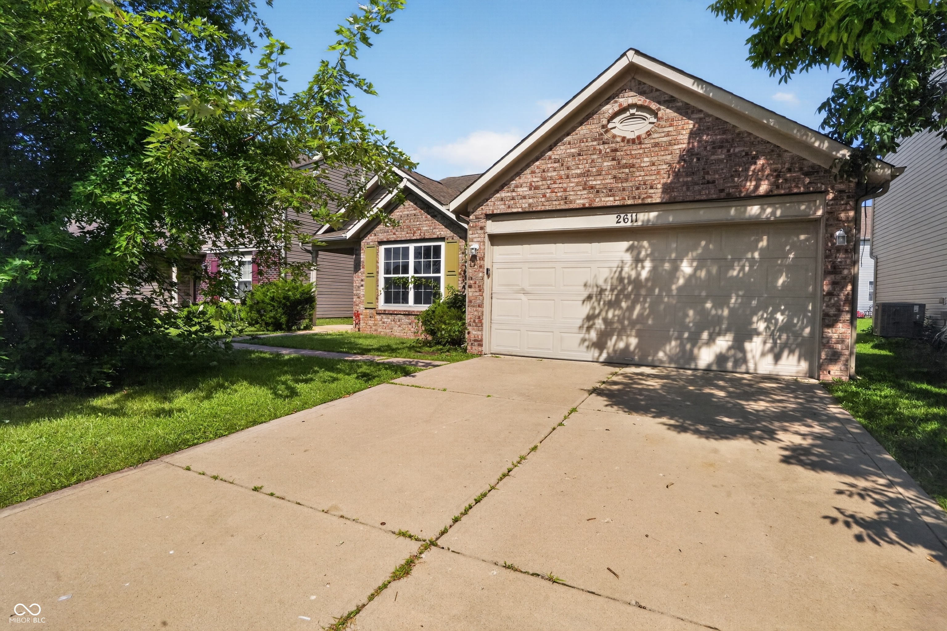 2611 Lullwater Lane, Indianapolis, IN, 46229 photo 4 of 20