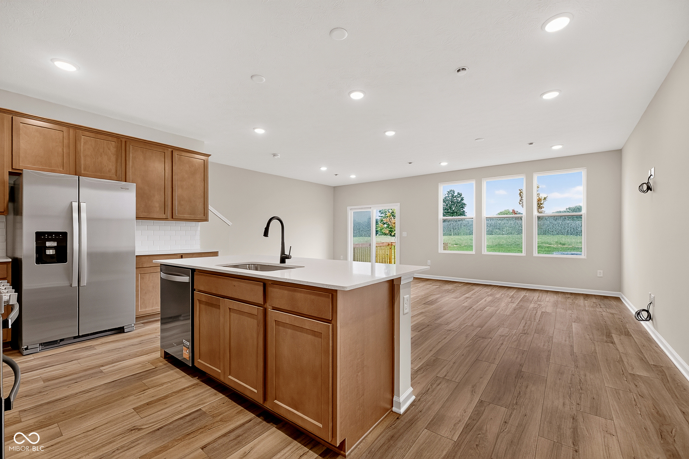 9855 Behner Drive, Fishers, IN, 46250 photo 4 of 39
