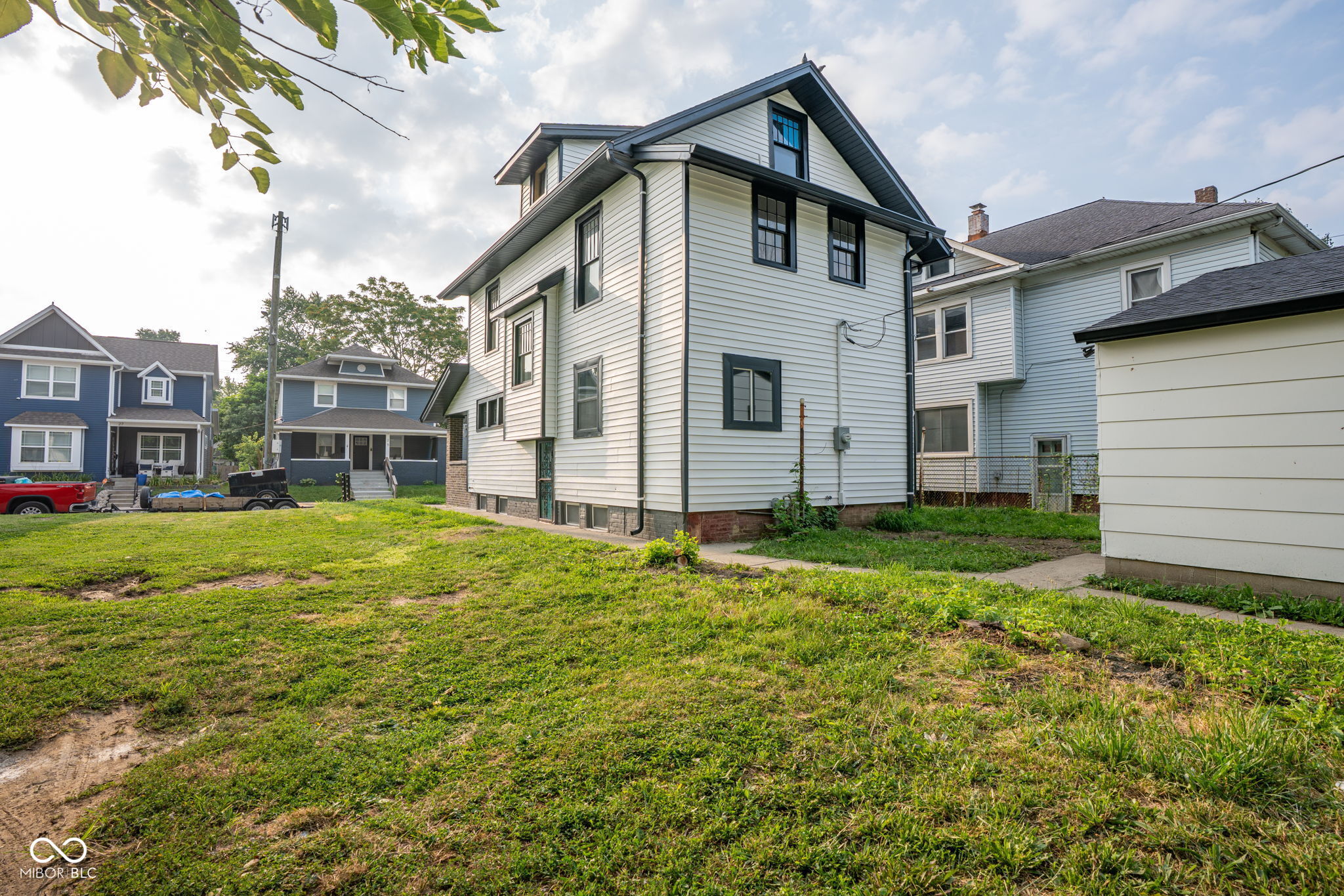 24 Hendricks Place, Indianapolis, IN, 46201 photo 4 of 43