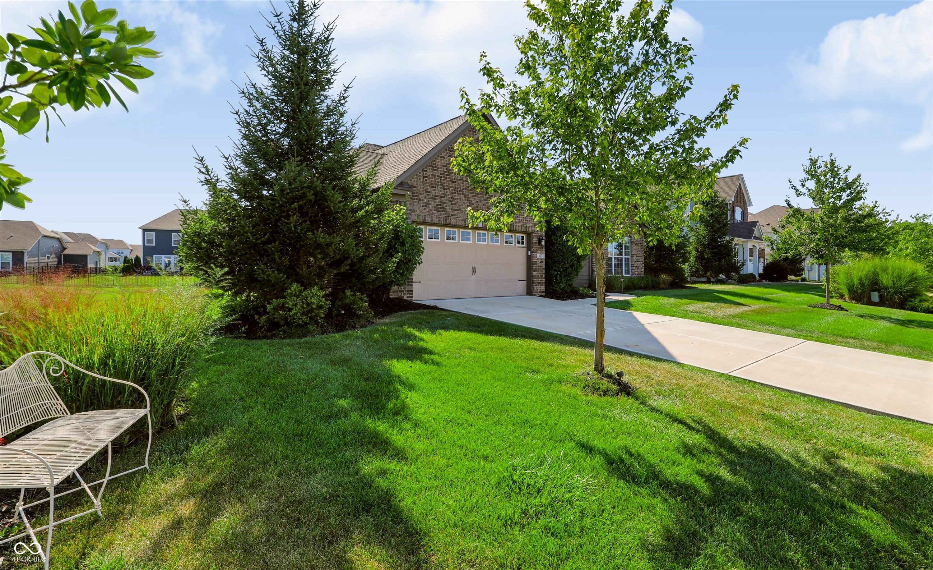 4177 Saddle Club Parkway, Bargersville, IN, 46106 photo 4 of 47