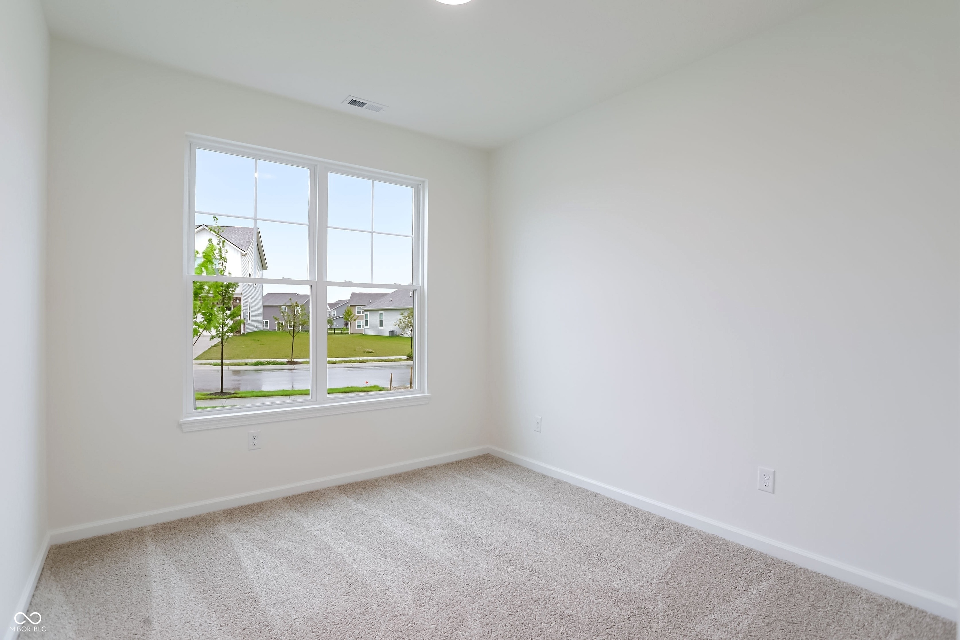 2031 Foothill Drive, Greenfield, IN, 46140 photo 4 of 44