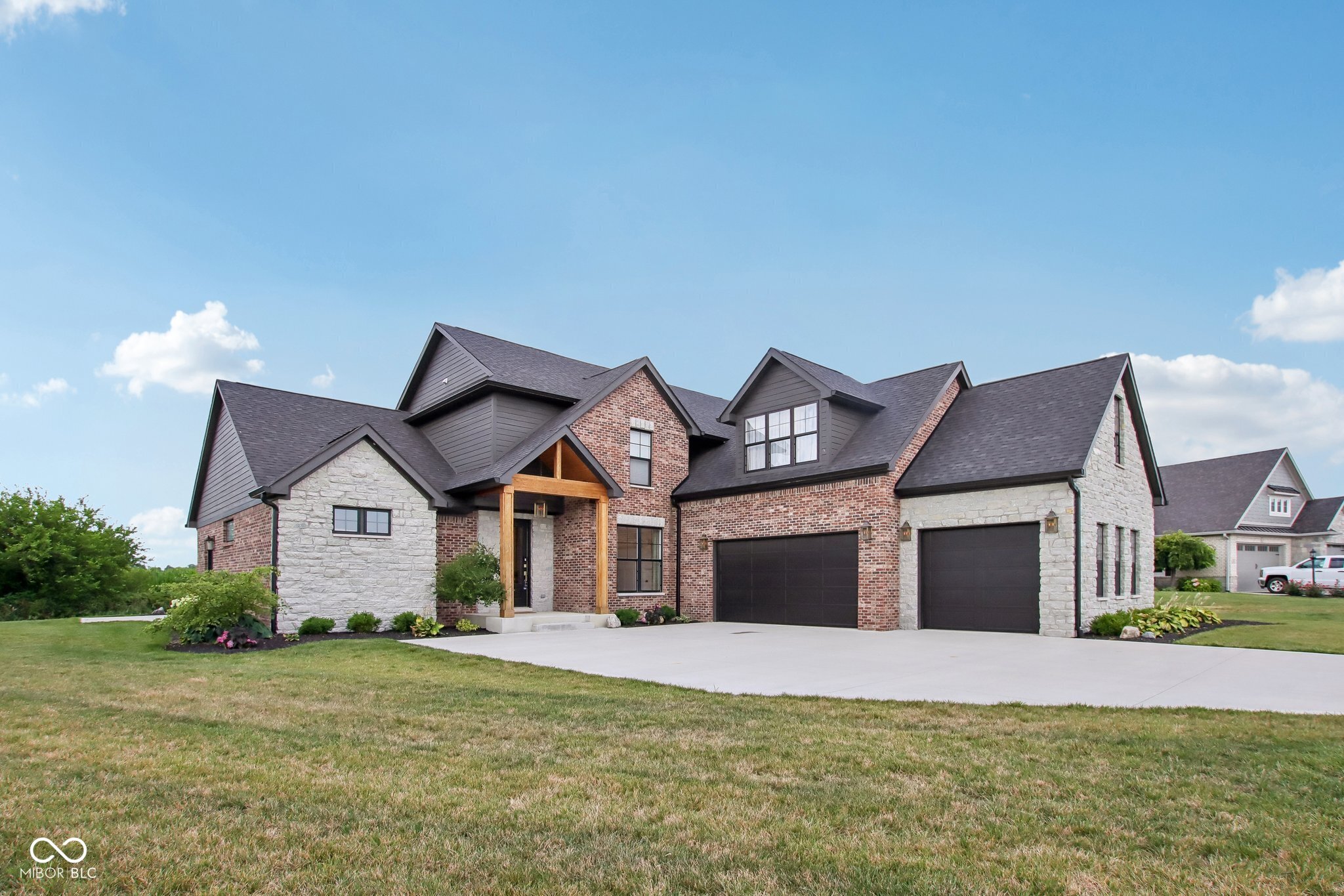 134 Lakeside Drive, Pittsboro, IN, 46167 photo 4 of 72