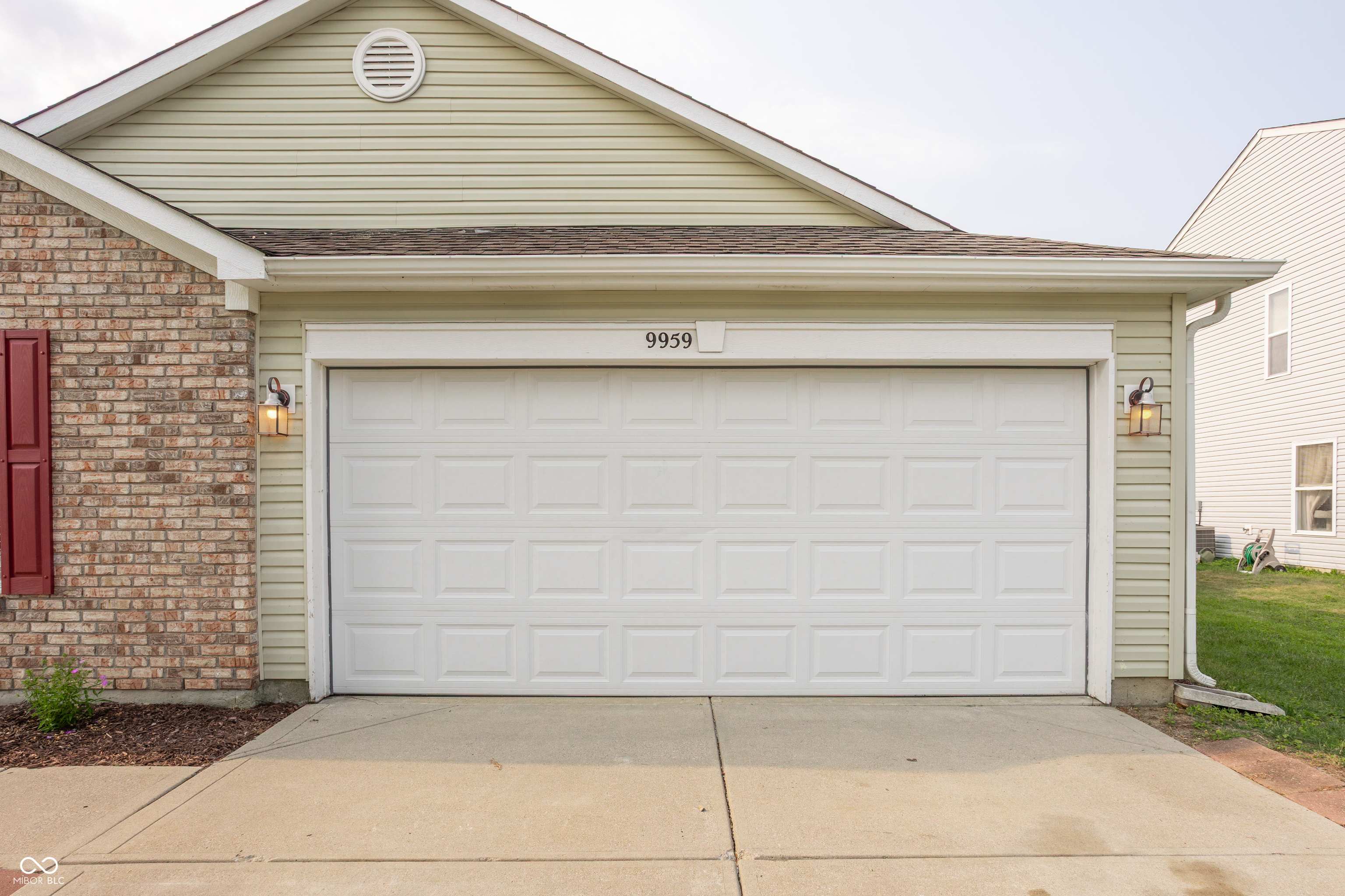 9959 Olympic Circle, Indianapolis, IN, 46234 photo 4 of 46