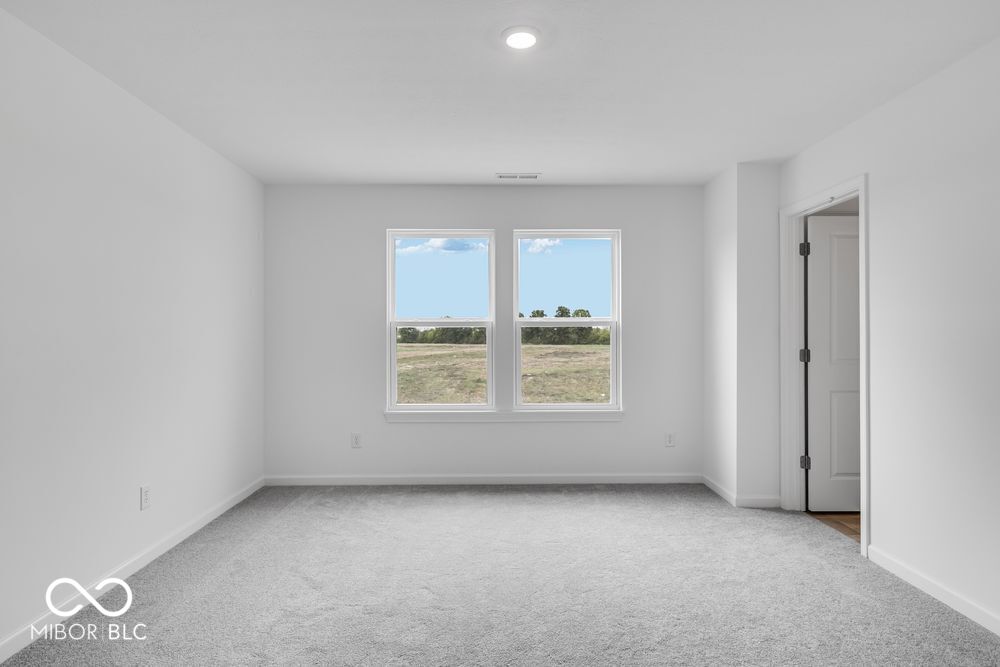 2051 Black Oak Drive, Shelbyville, IN, 46176 photo 4 of 51