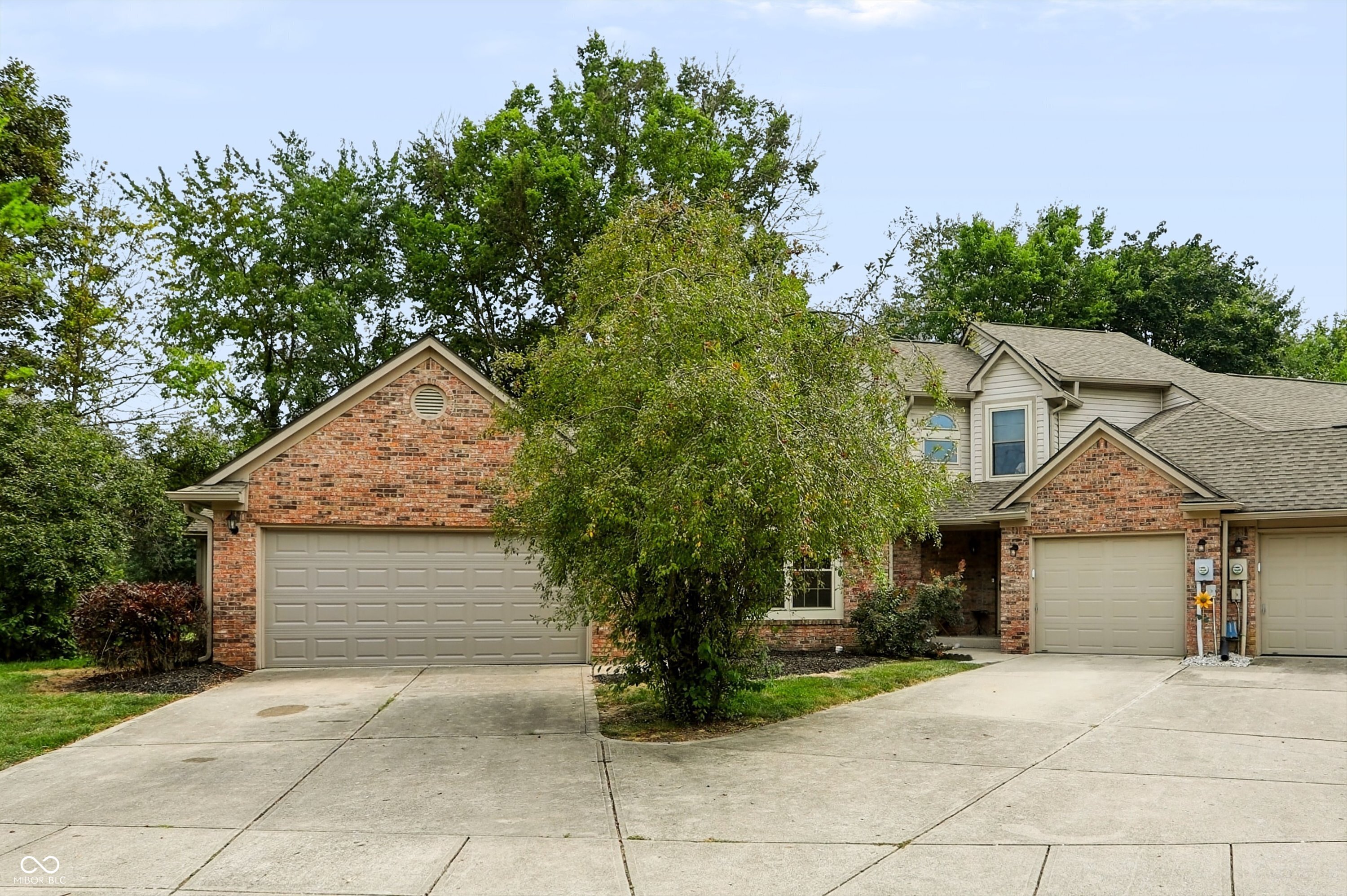 1039 Buffalo Run Way, Indianapolis, IN, 46227 photo 4 of 56