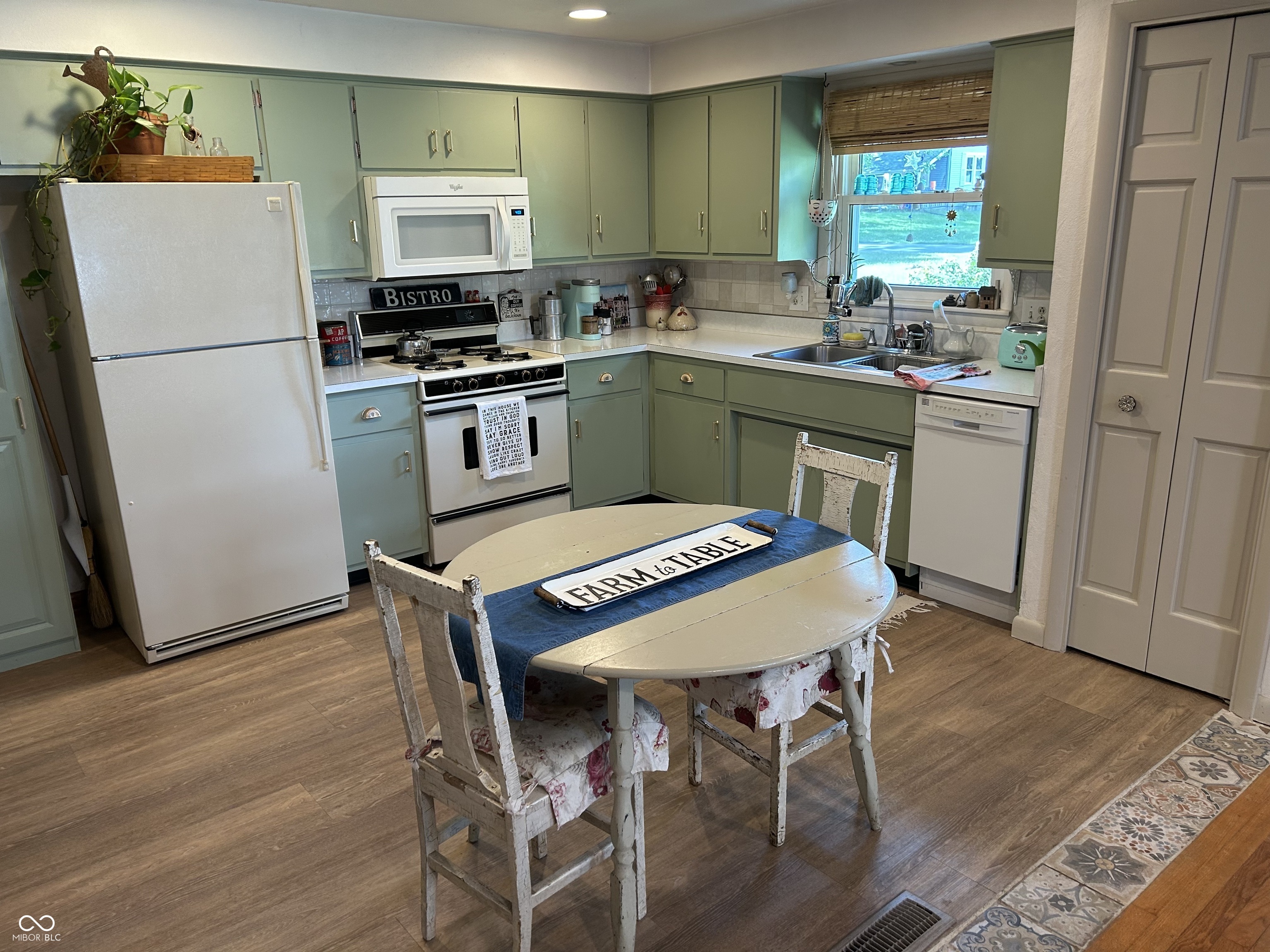 2411 Sheffield Avenue, Anderson, IN, 46011 photo 4 of 25