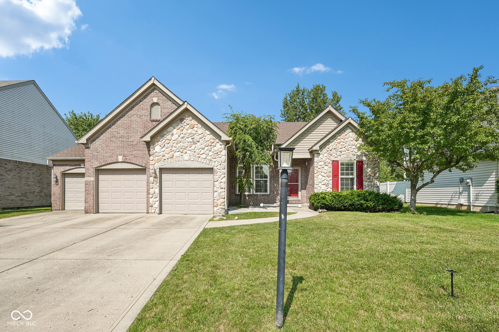 12030 Bird Key Boulevard, Fishers, IN, 46037 photo 4 of 82