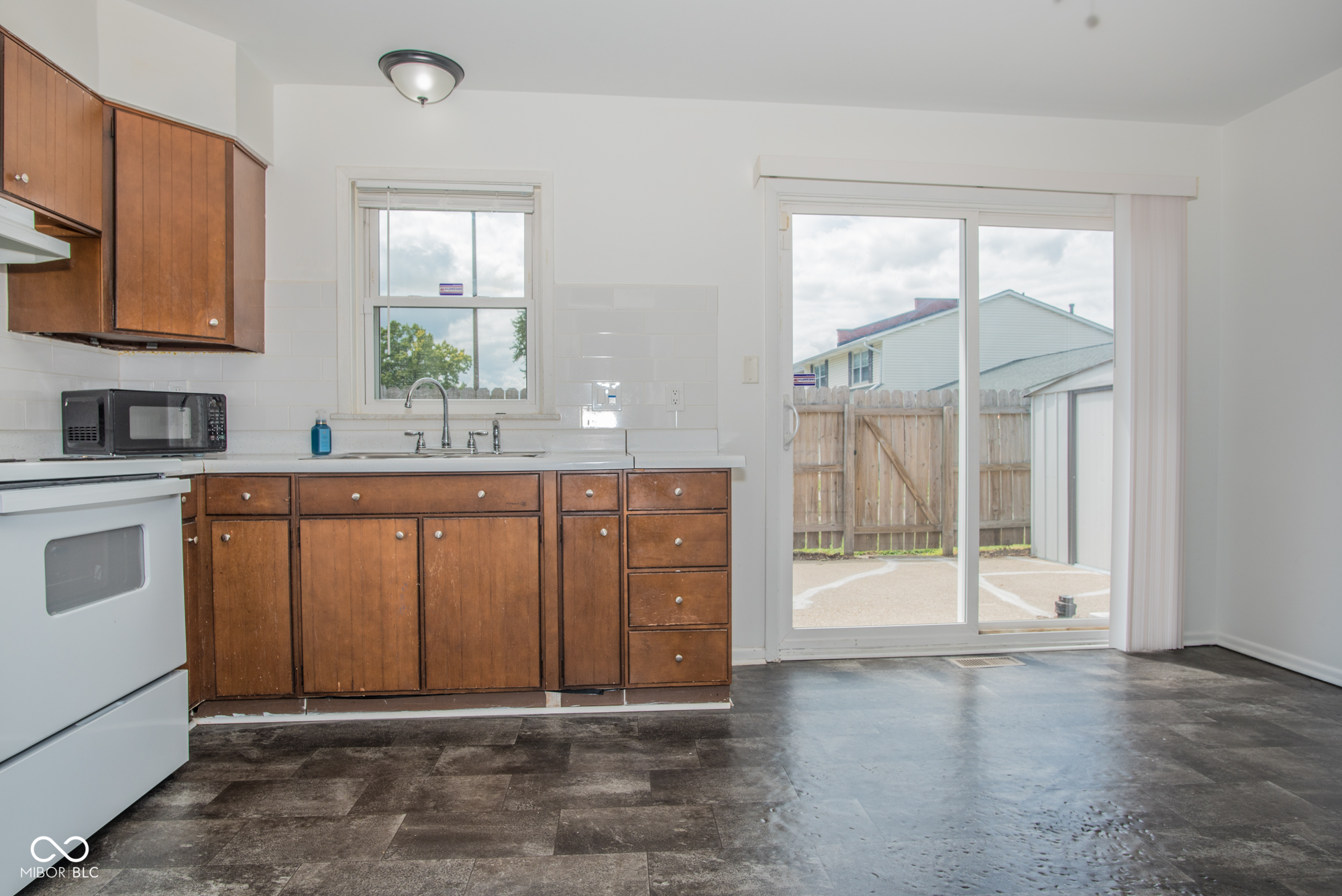 4216 Moller Road, Indianapolis, IN, 46254 photo 4 of 14