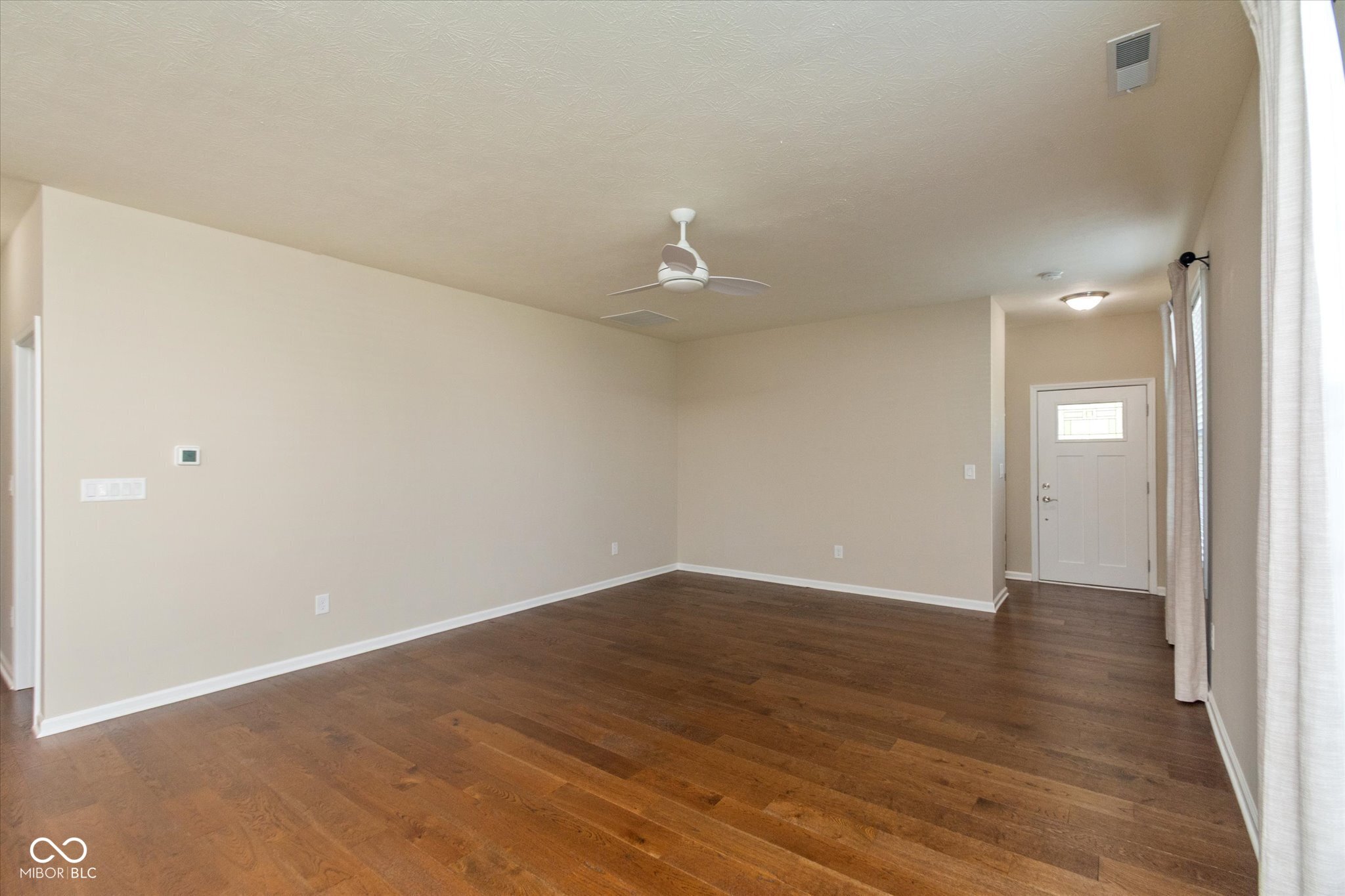 8804 Twain Lane, Indianapolis, IN, 46239 photo 4 of 24